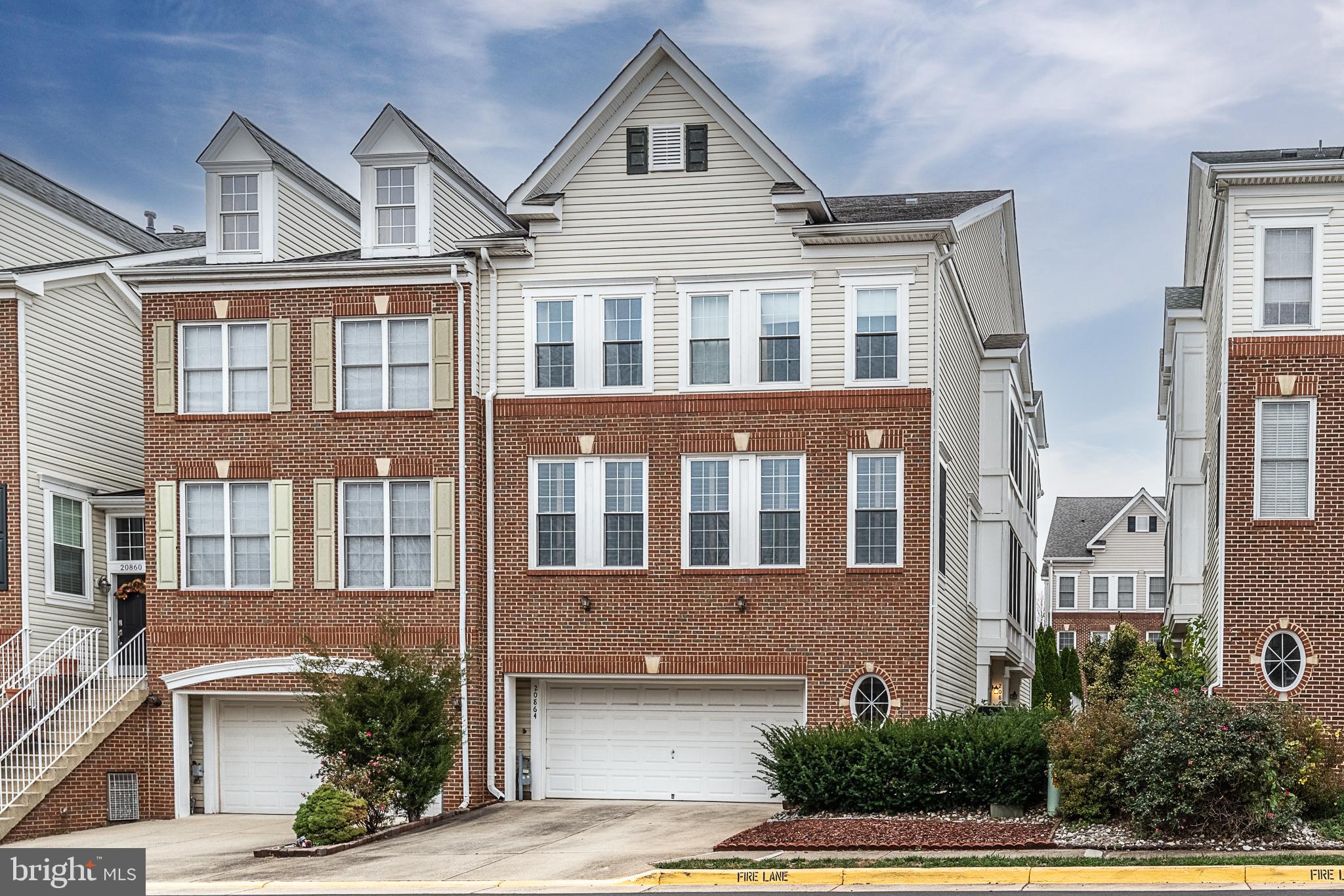 POTOMAC LAKES - Residential Lease