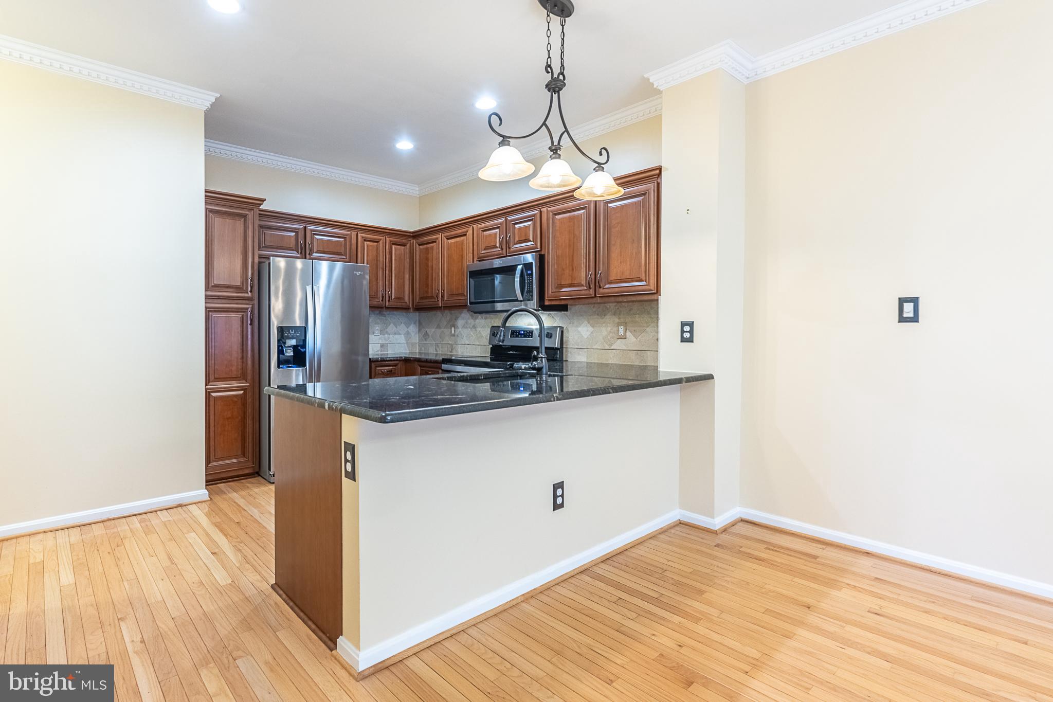 POTOMAC LAKES - Residential Lease