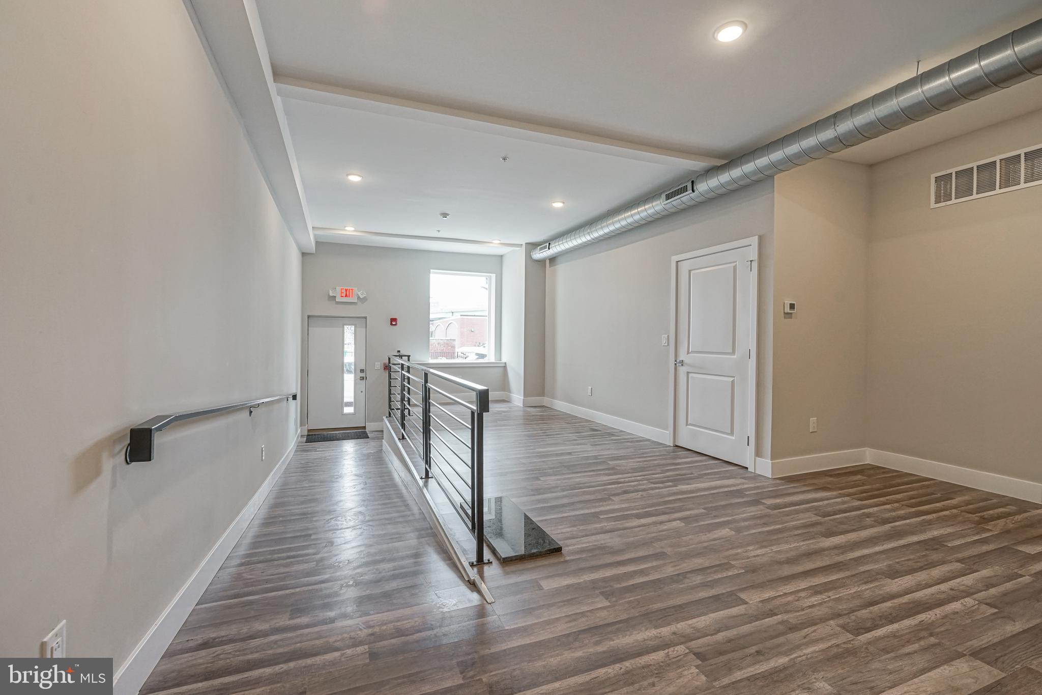 NORTHERN LIBERTIES - Commercial Lease