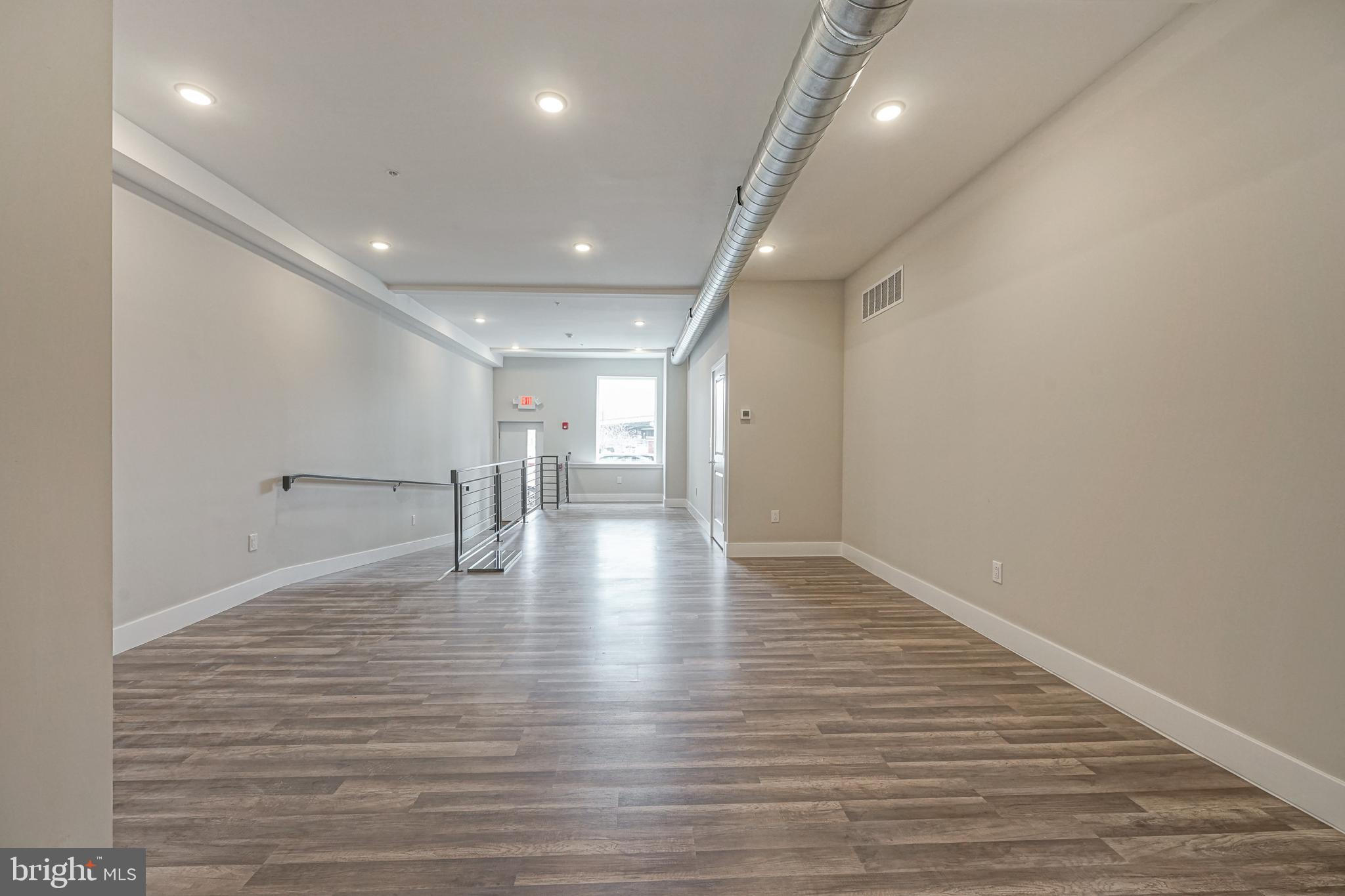 NORTHERN LIBERTIES - Commercial Lease