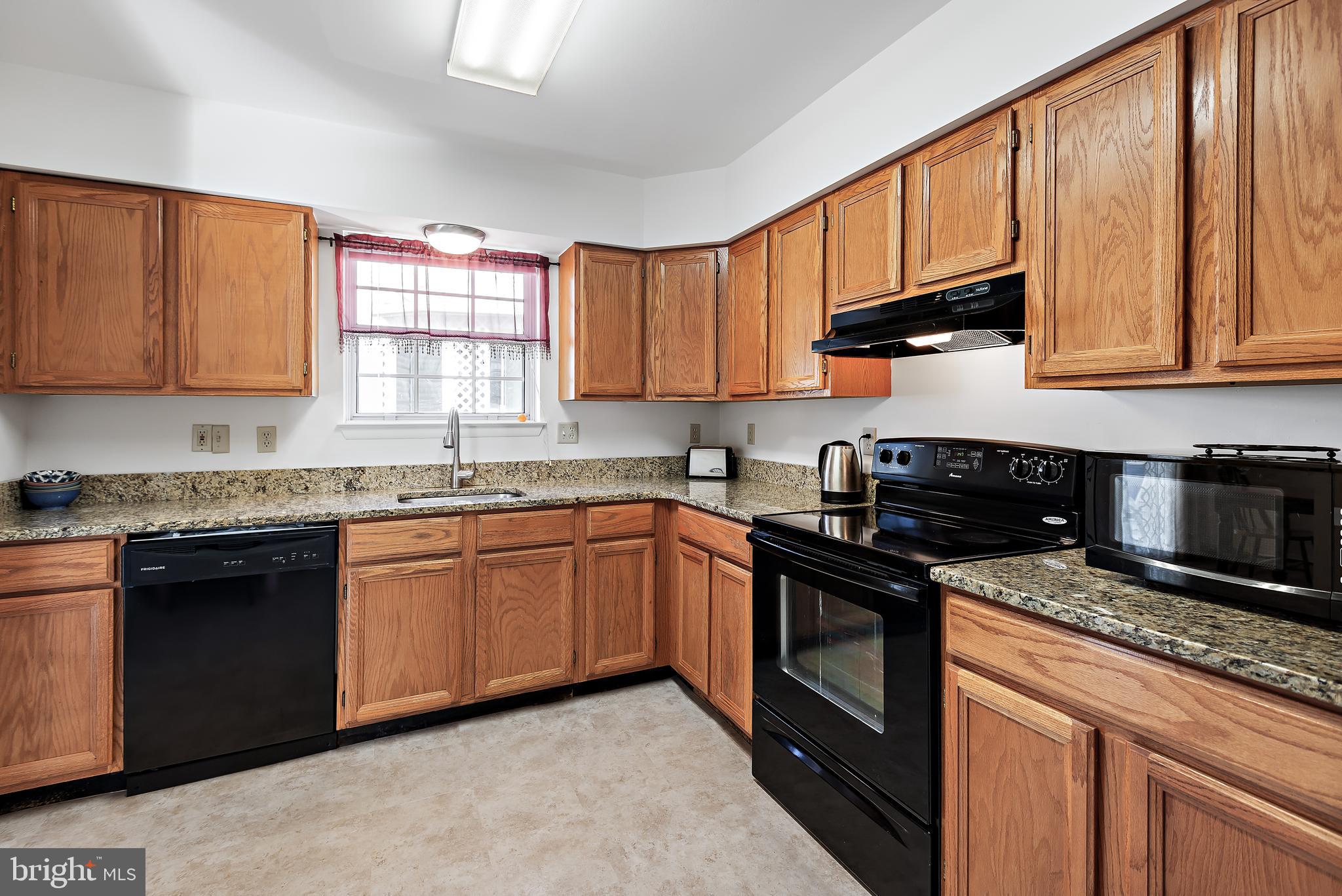 CRESTWOOD VILLAGE - Residential