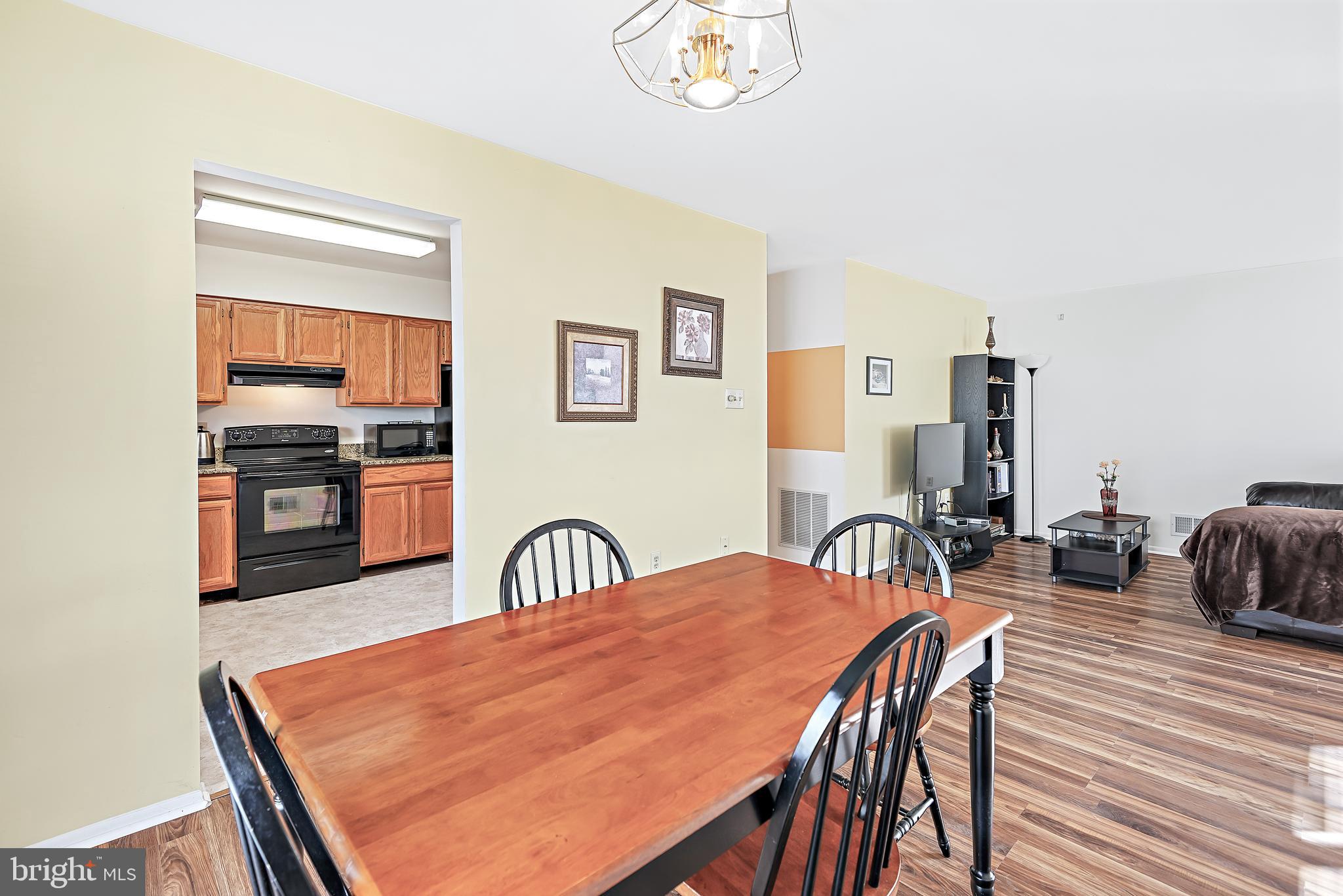 CRESTWOOD VILLAGE - Residential