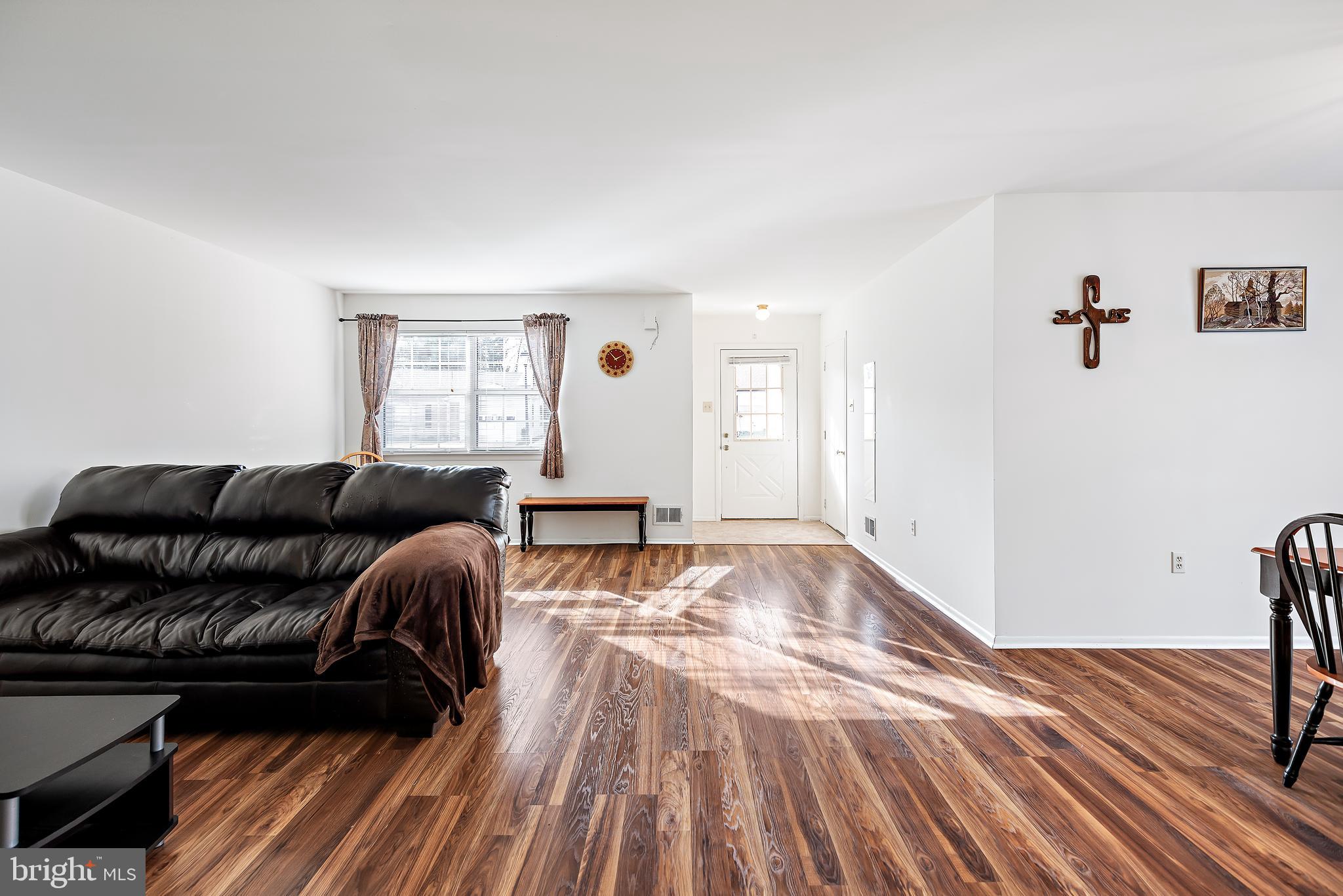 CRESTWOOD VILLAGE - Residential