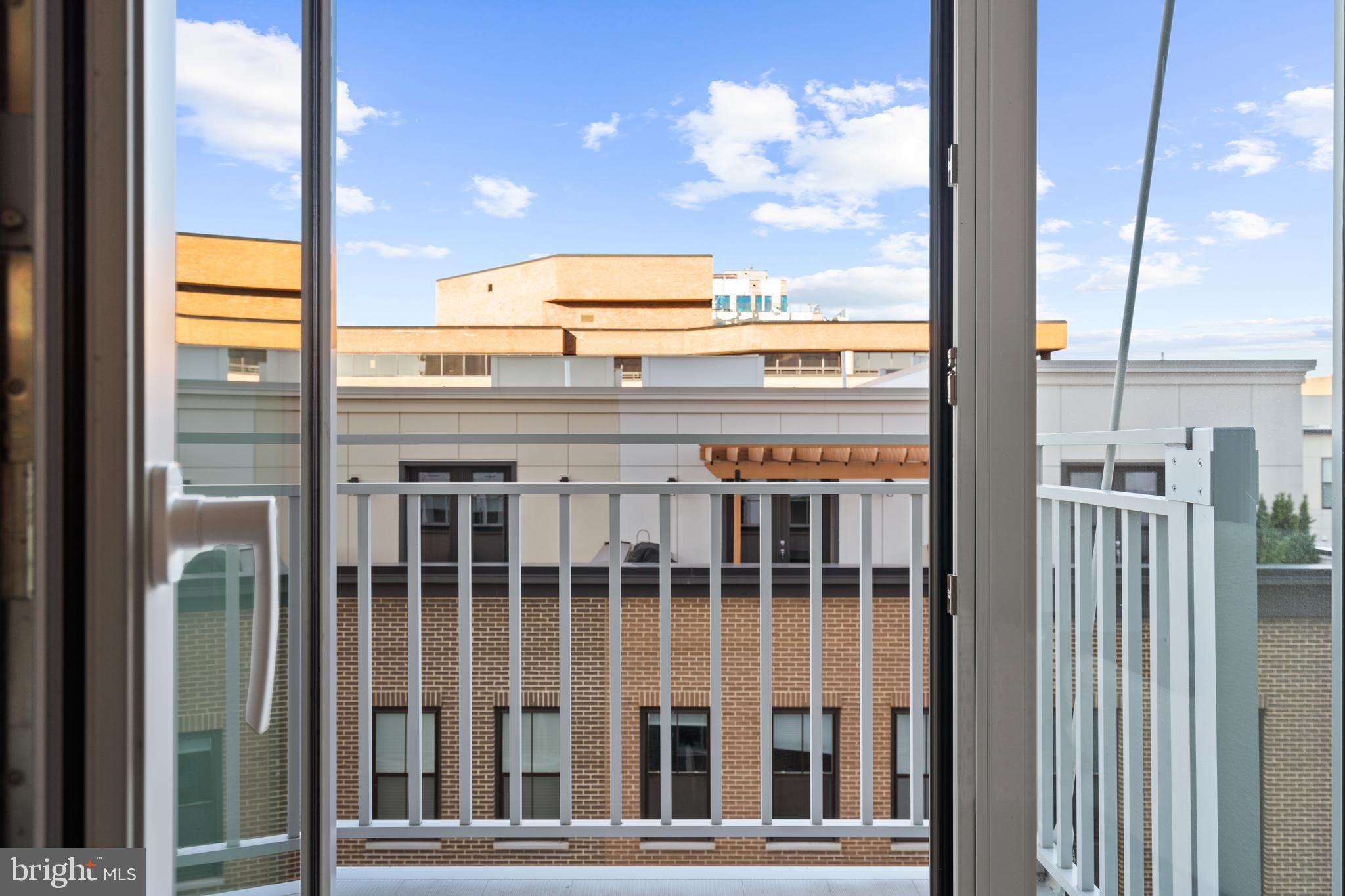 925 N FAIRFAX STREET 406