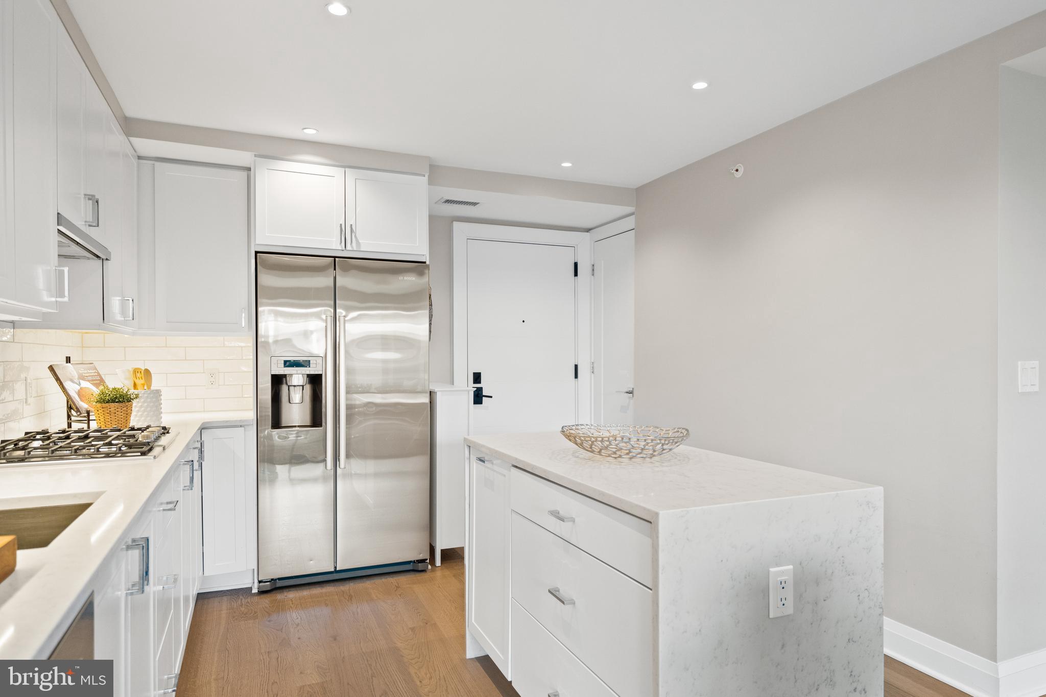 OLD TOWN ALEXANDRIA - Residential