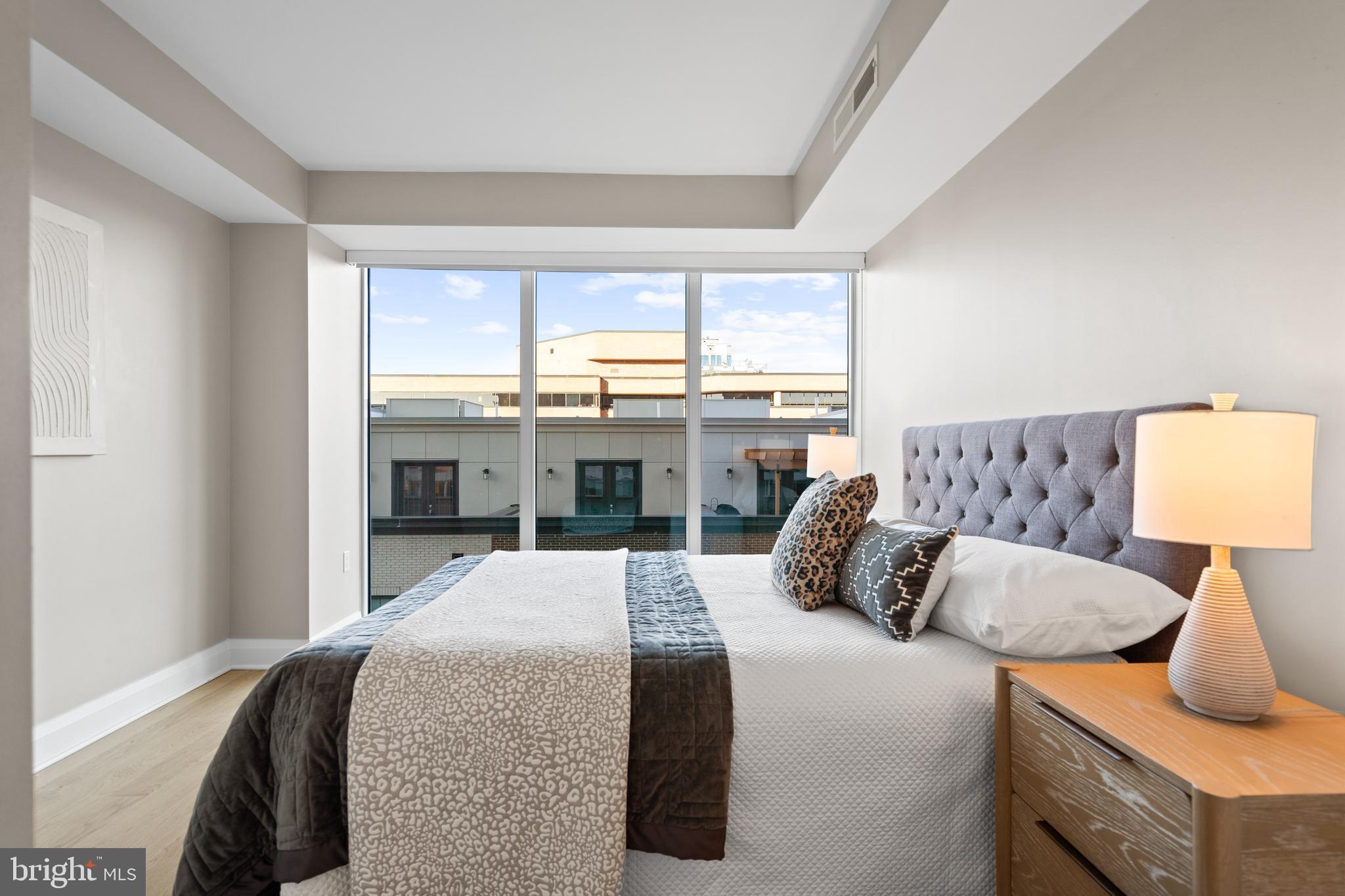 OLD TOWN ALEXANDRIA - Residential