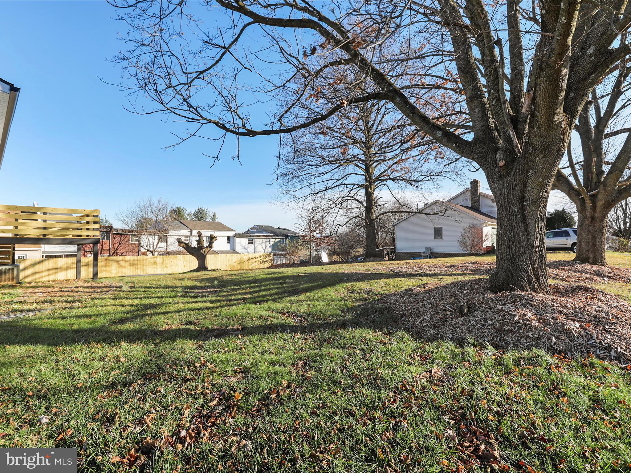 ORCHARD HILLS - Residential