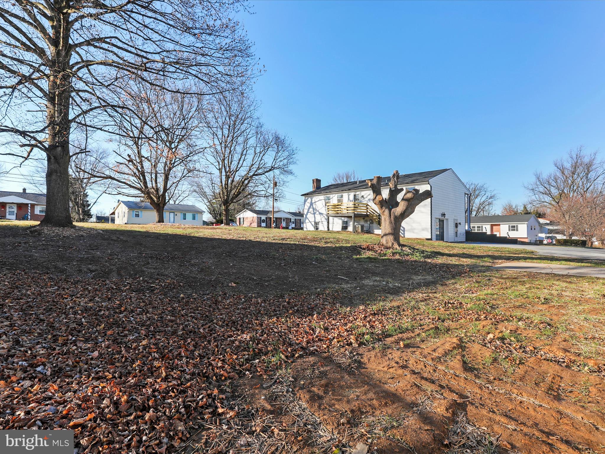 ORCHARD HILLS - Residential