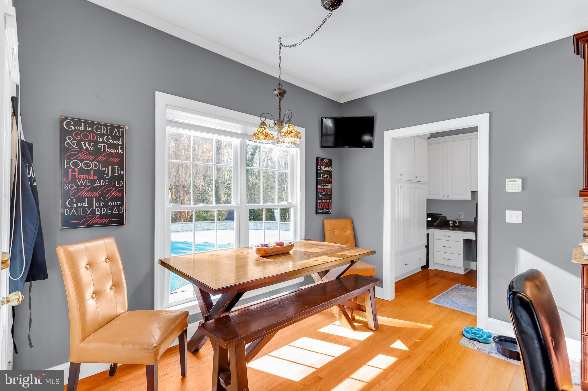 TONY TANK - Residential