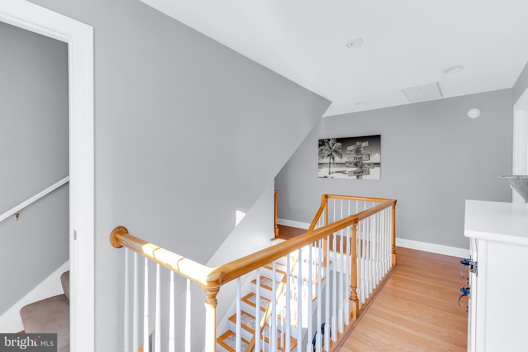 TONY TANK - Residential