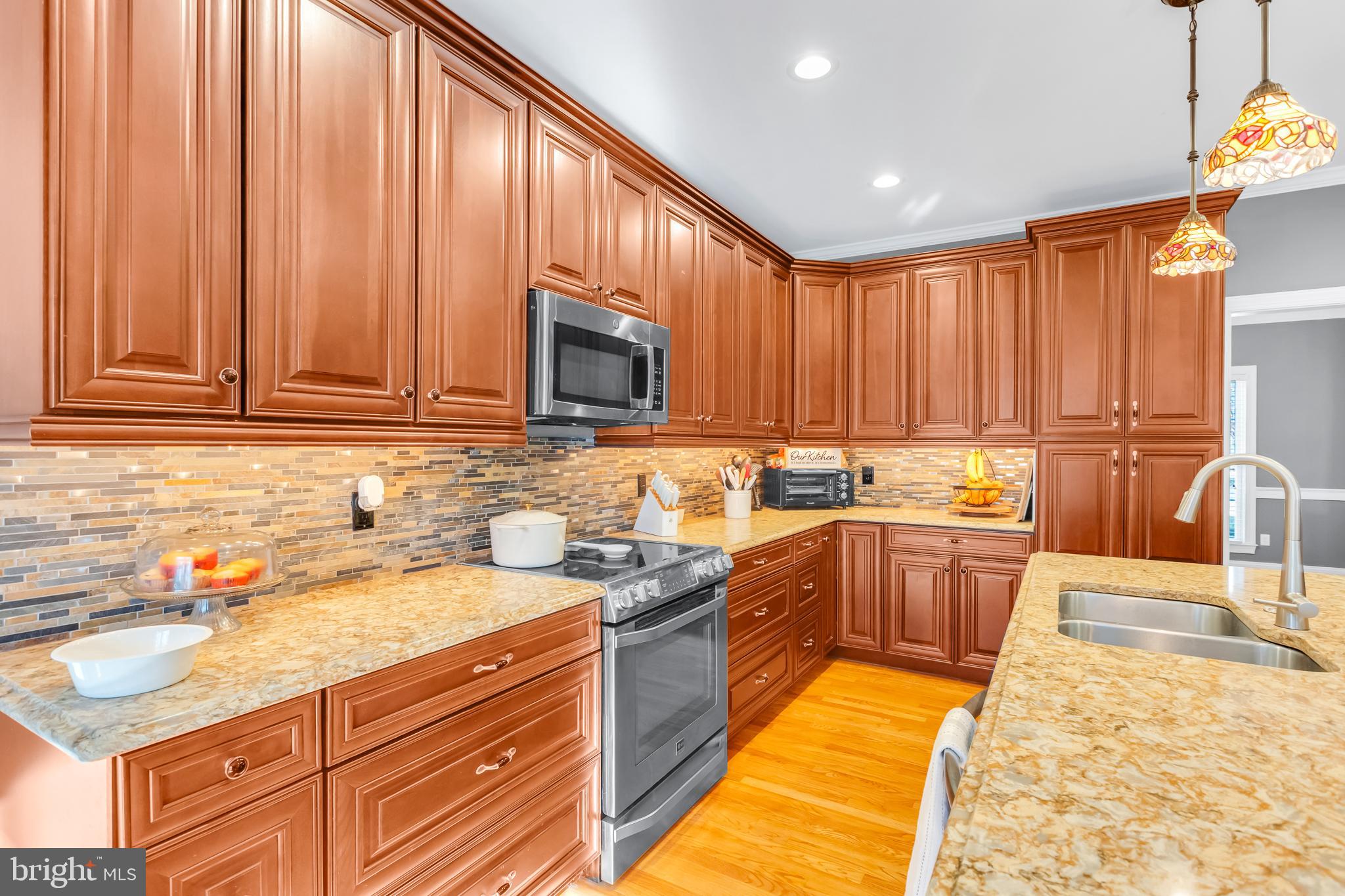 TONY TANK - Residential