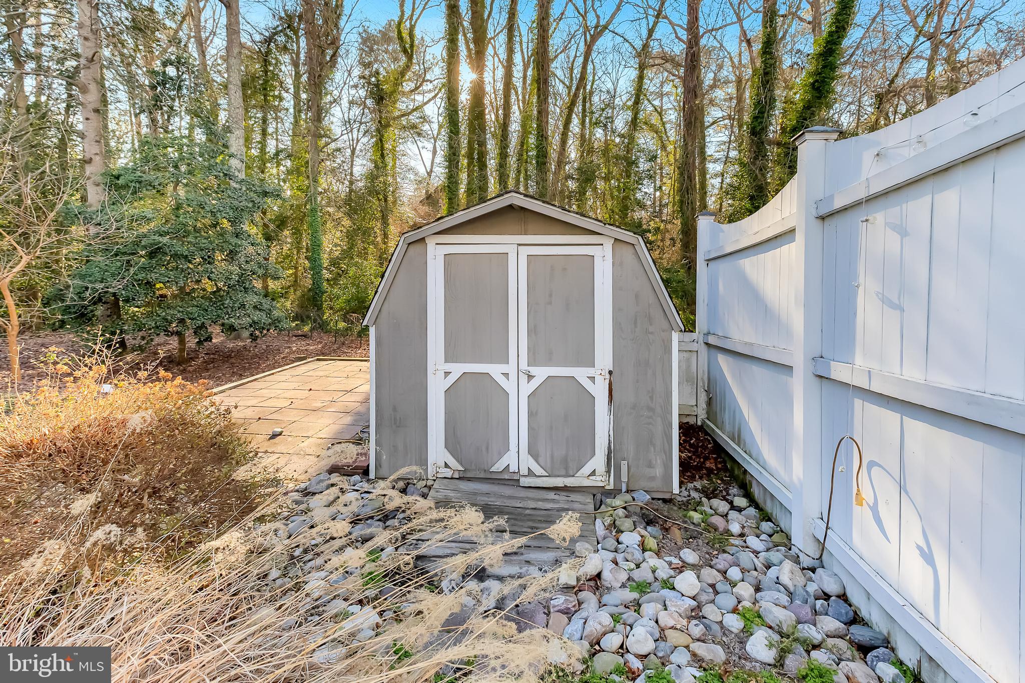 TONY TANK - Residential