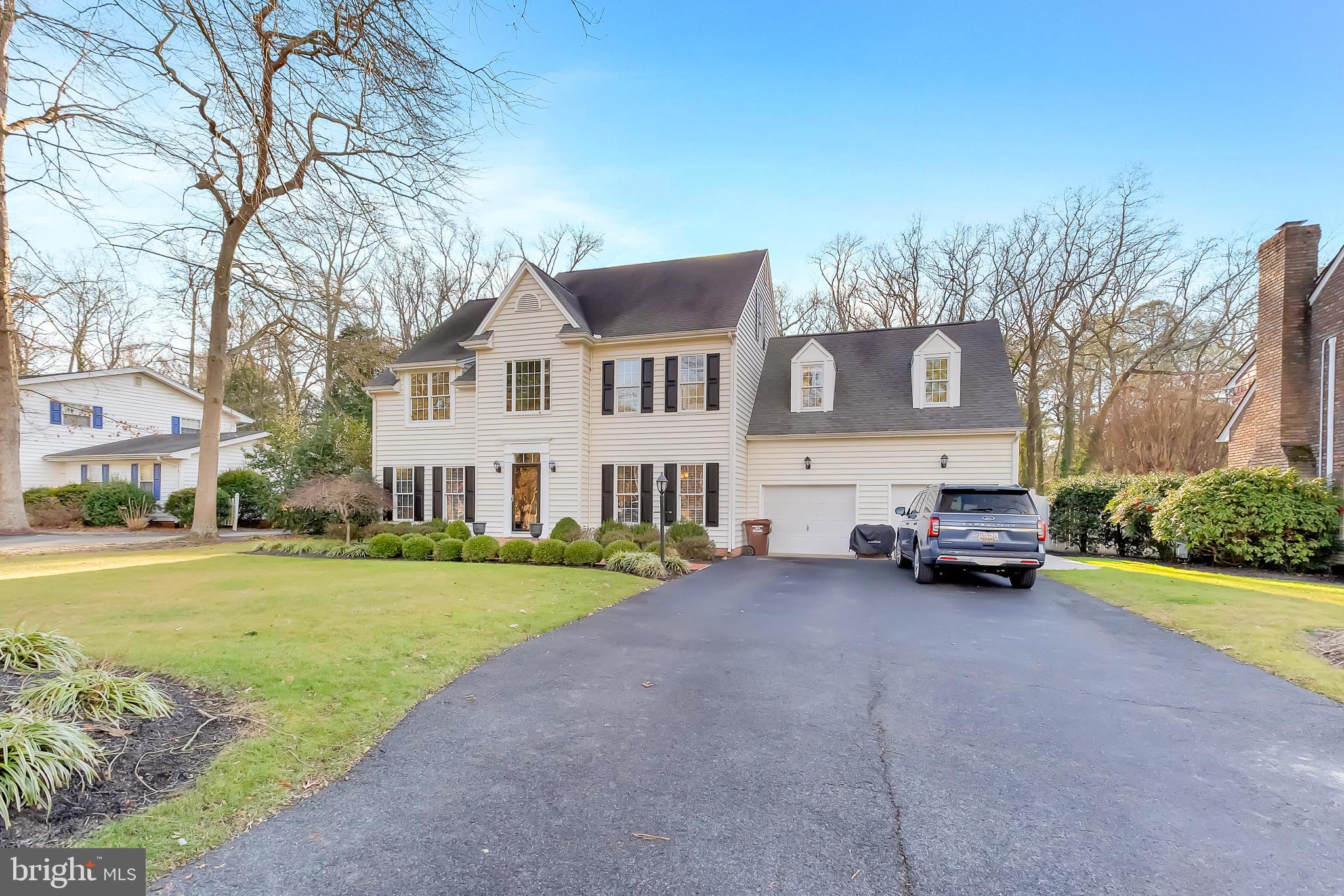 TONY TANK - Residential