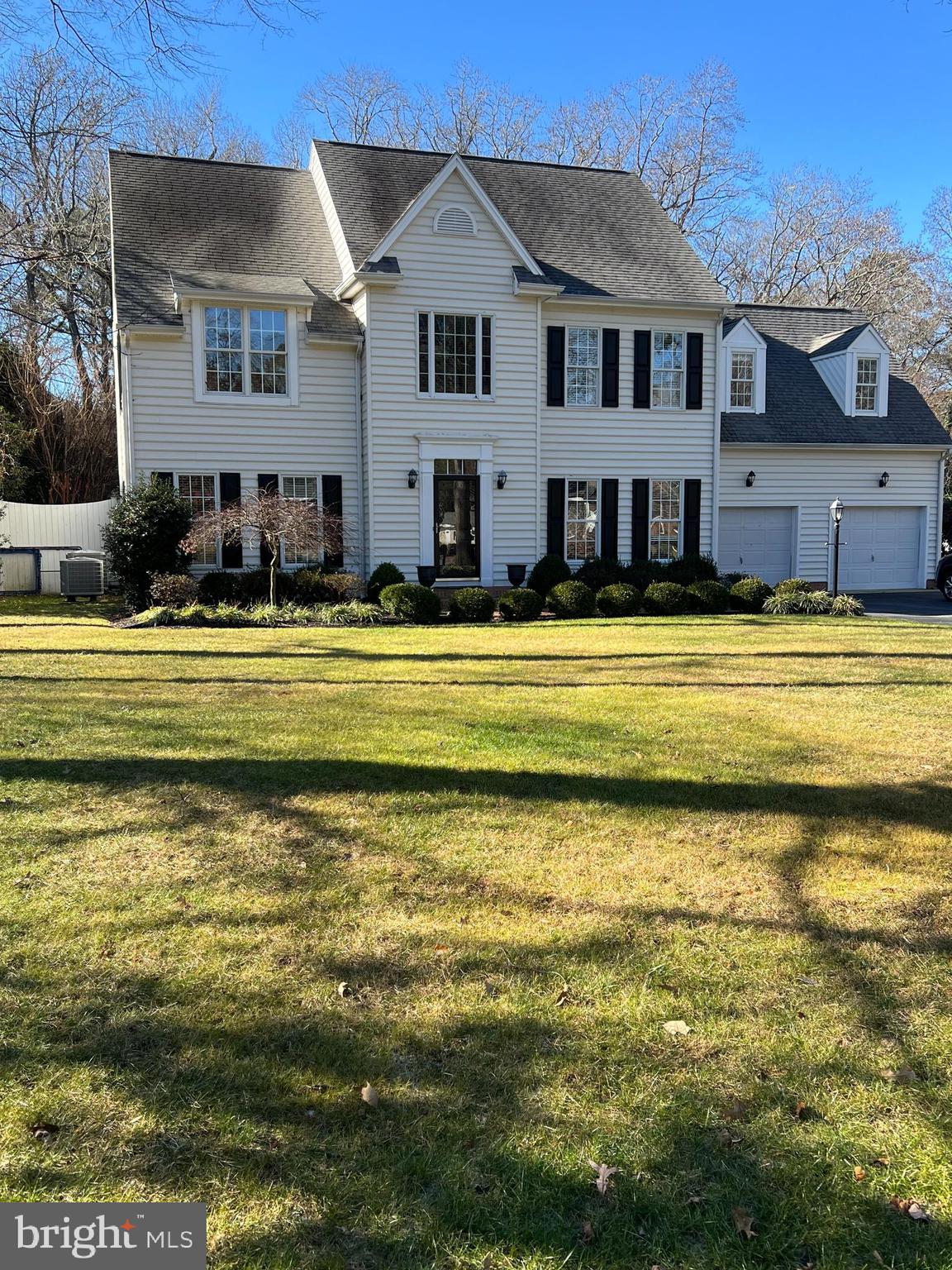 TONY TANK - Residential