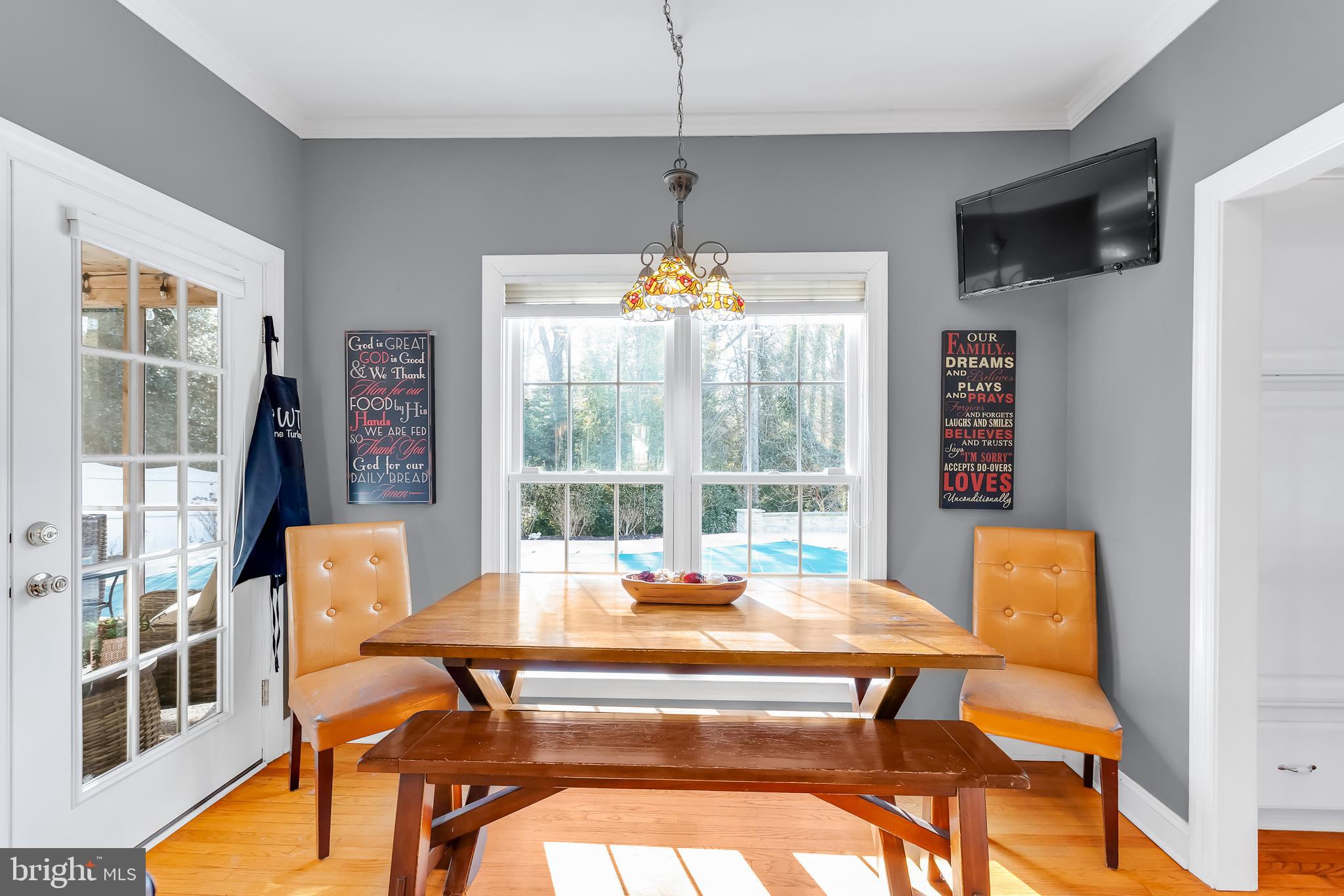 TONY TANK - Residential