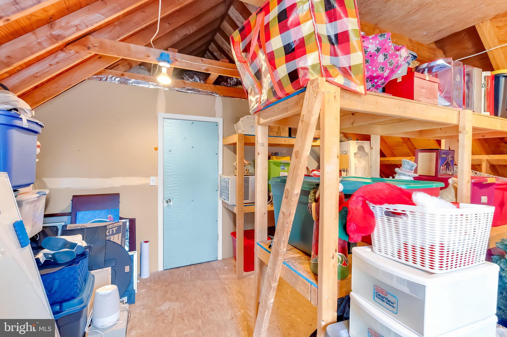 TONY TANK - Residential