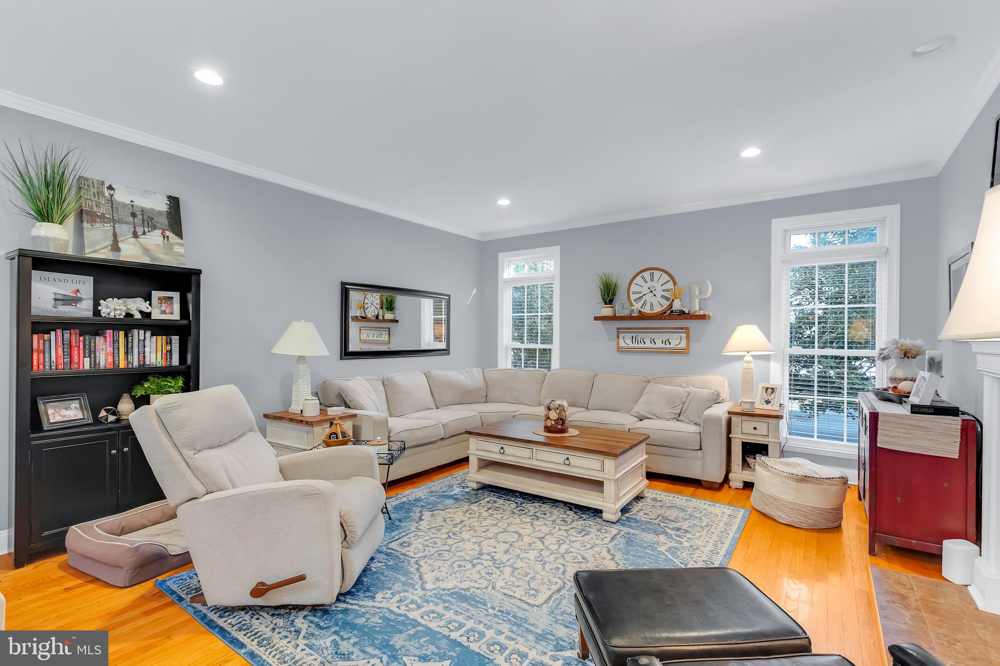 TONY TANK - Residential