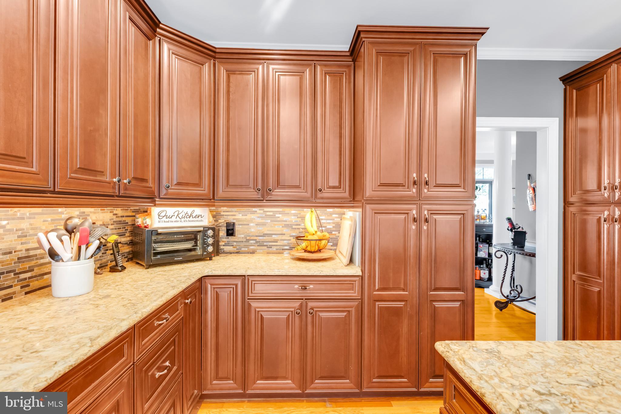 TONY TANK - Residential