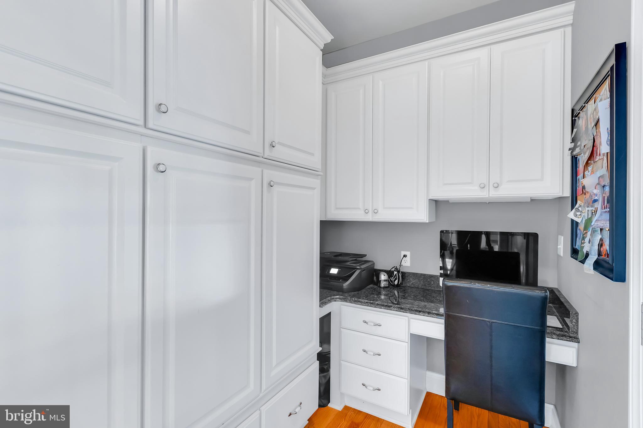 TONY TANK - Residential