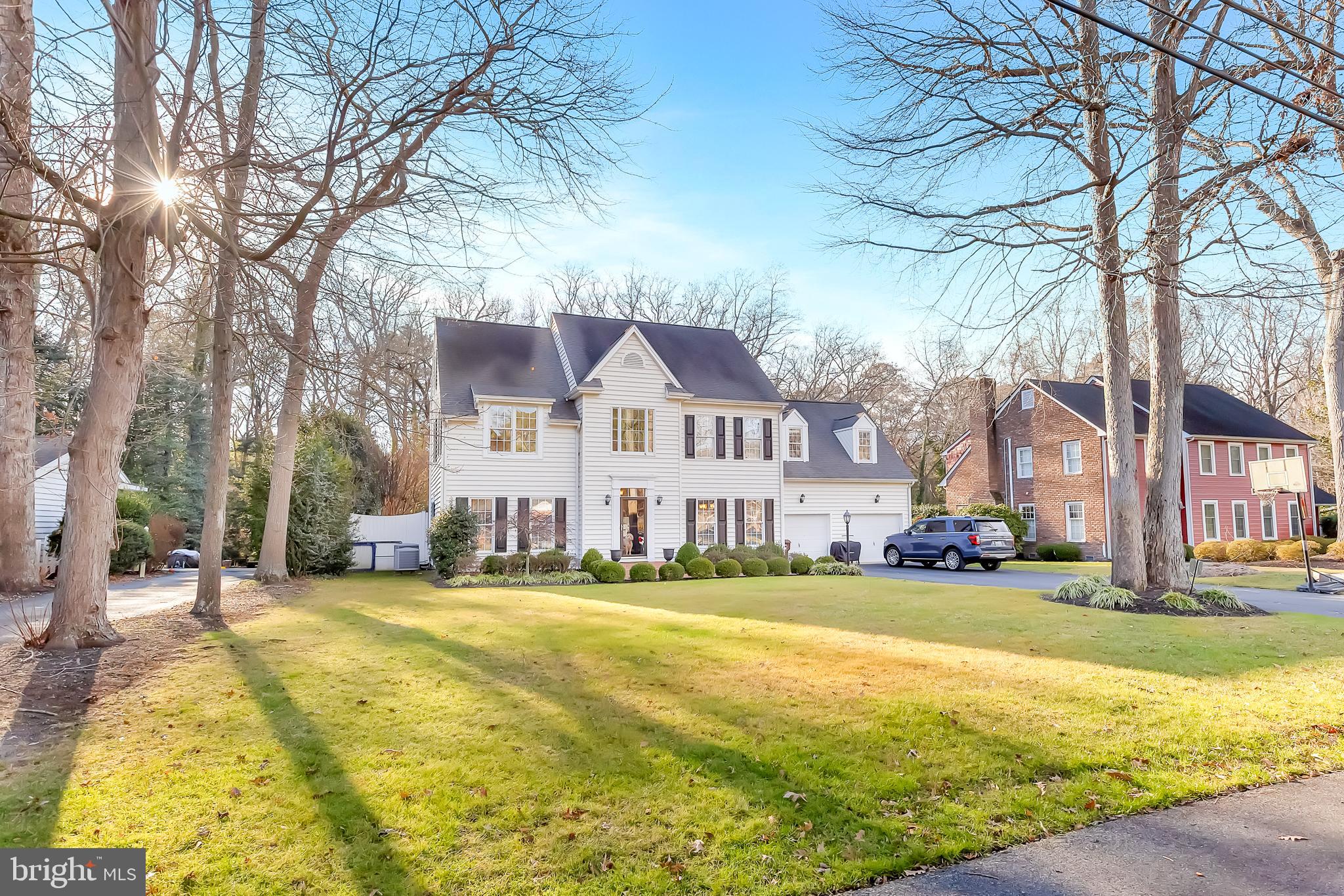 TONY TANK - Residential