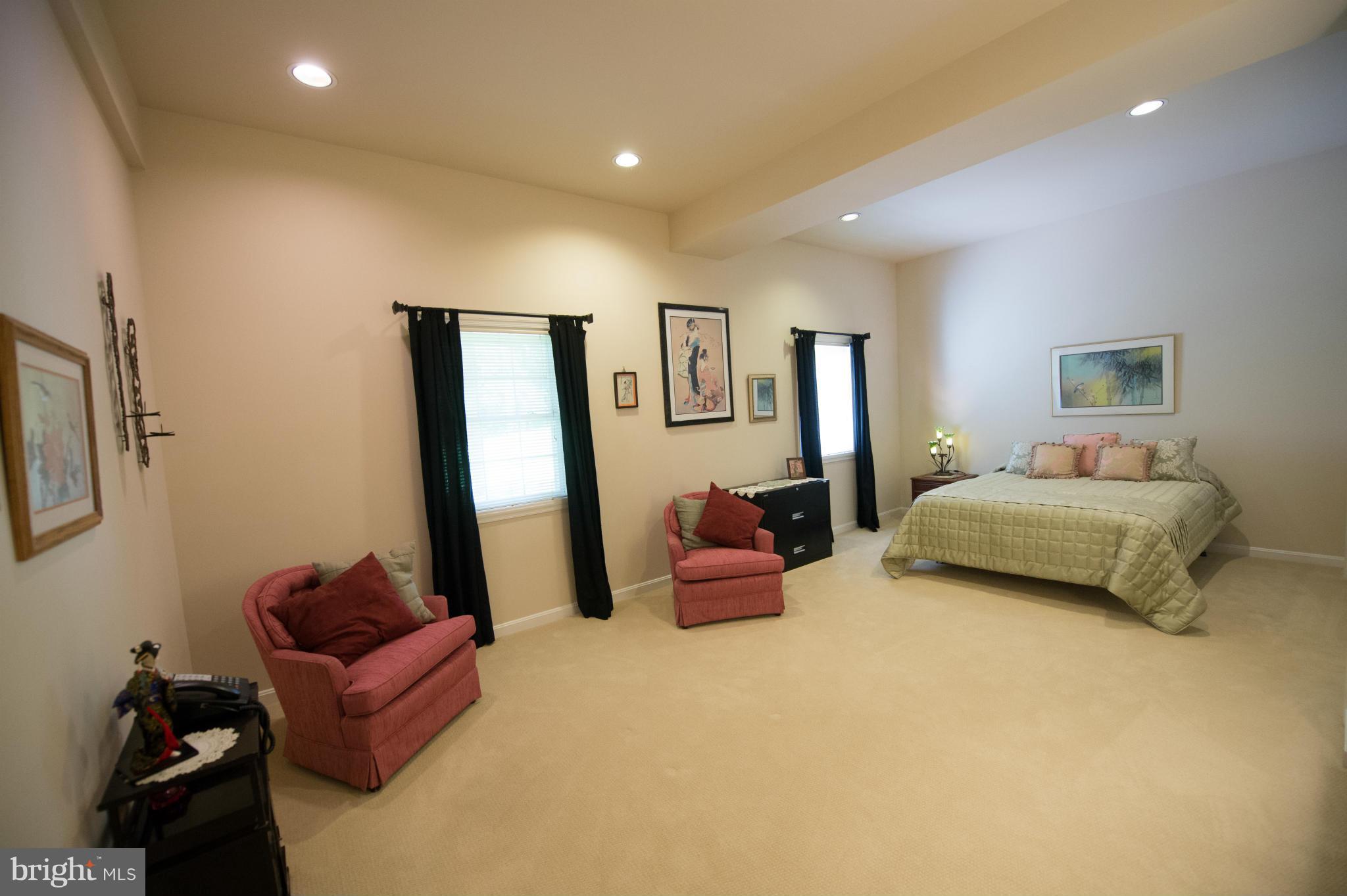 LAKE WHIPPOORWILL - Residential