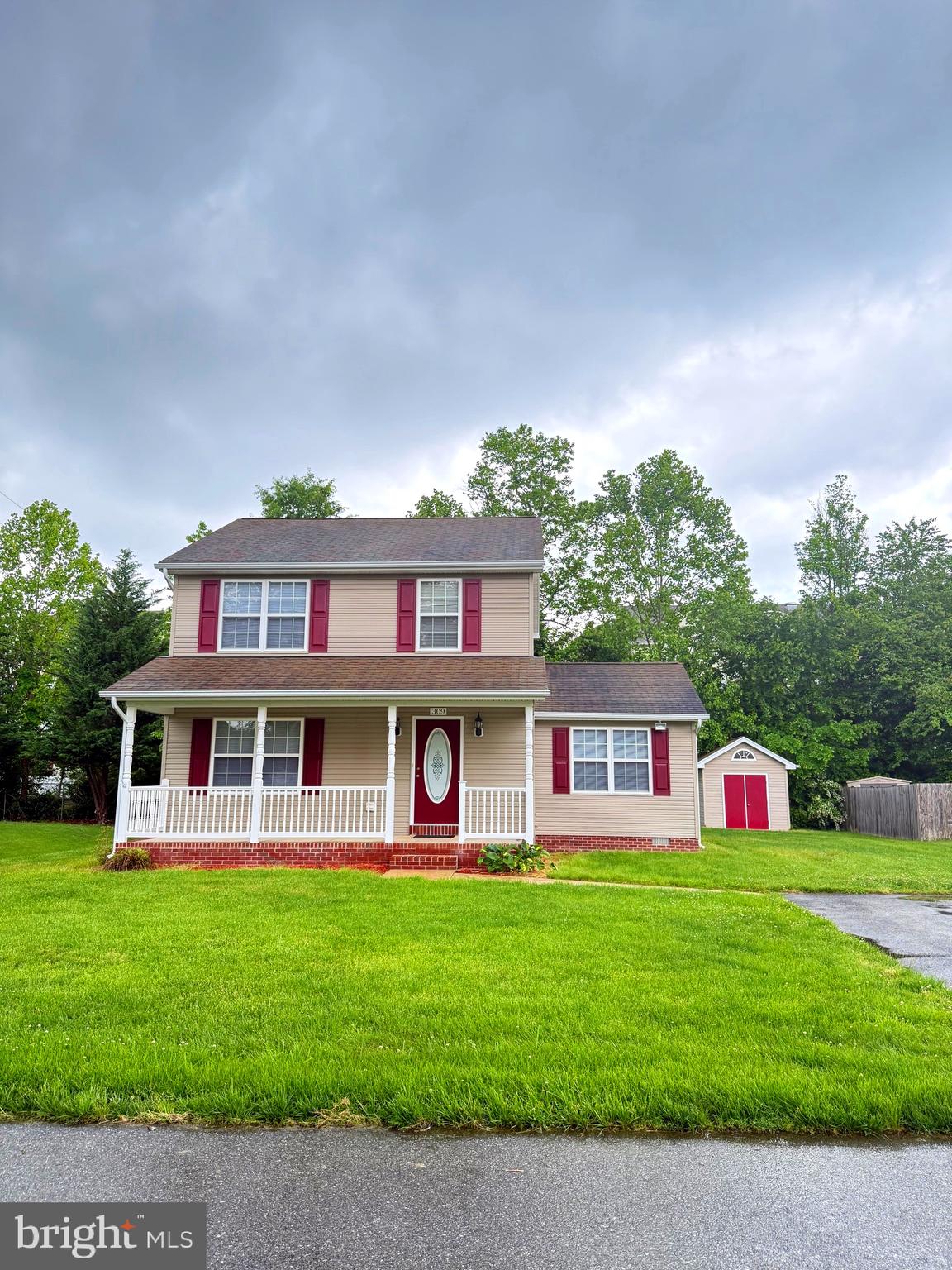 TERRACE VILLAGE LA PLATA - Residential Lease