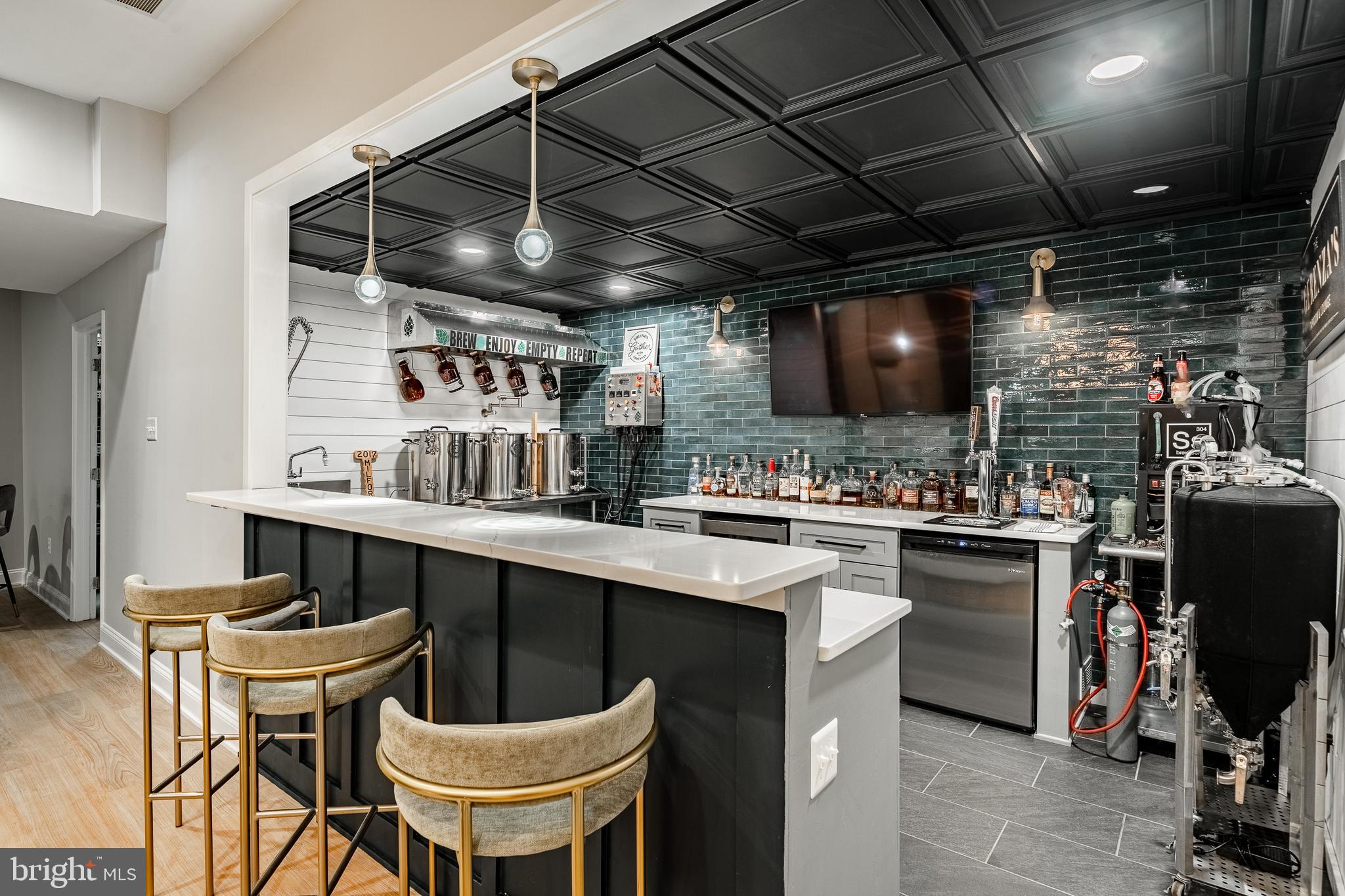 IVYSTONE - Residential