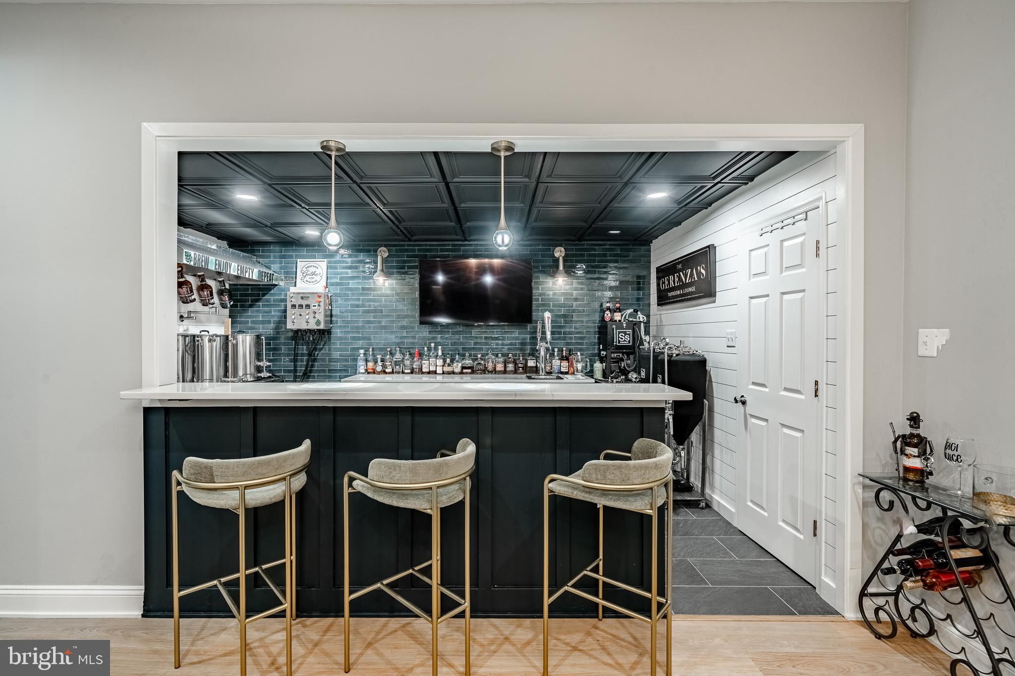 IVYSTONE - Residential