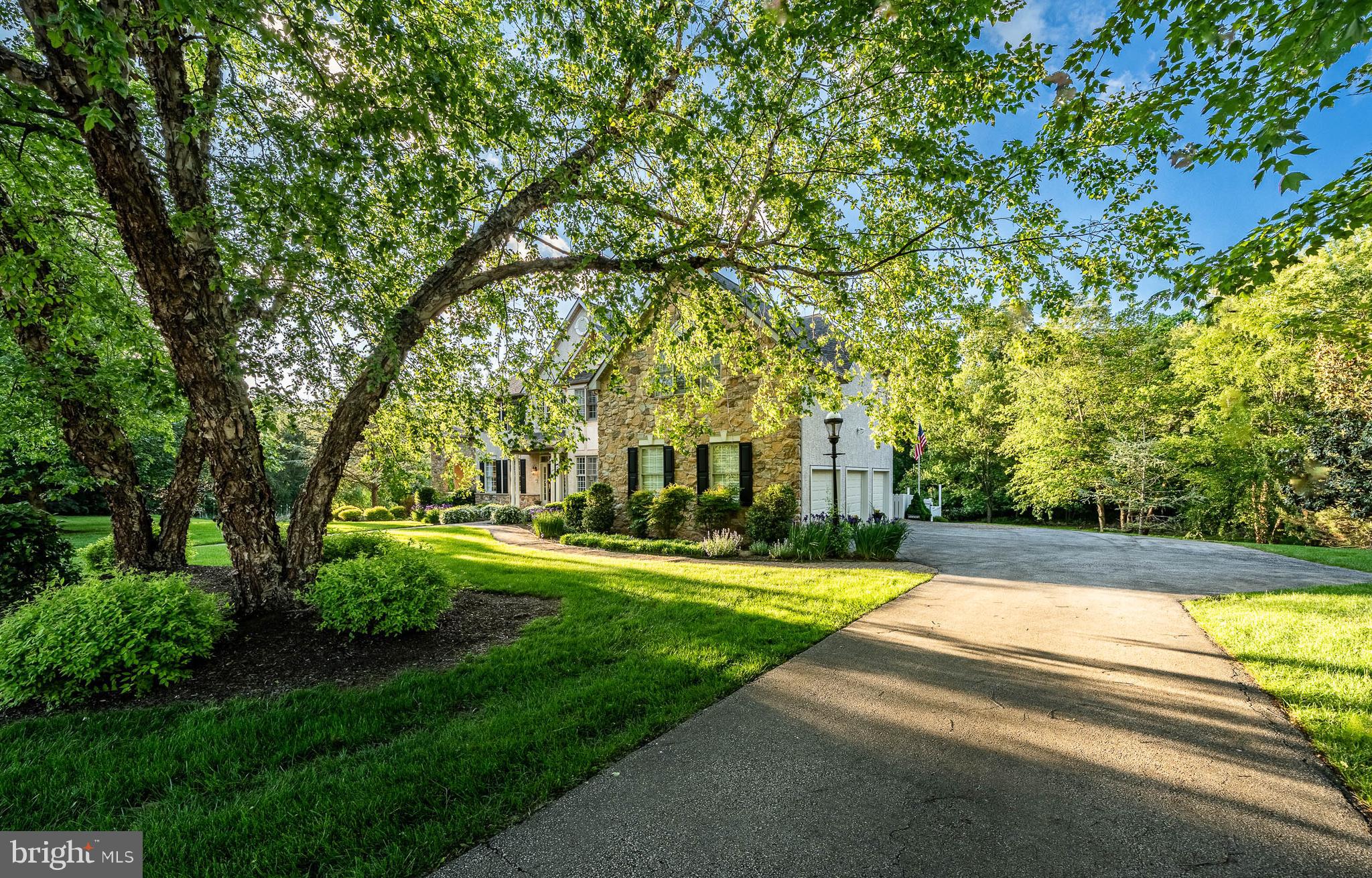 201 IVYSTONE DRIVE