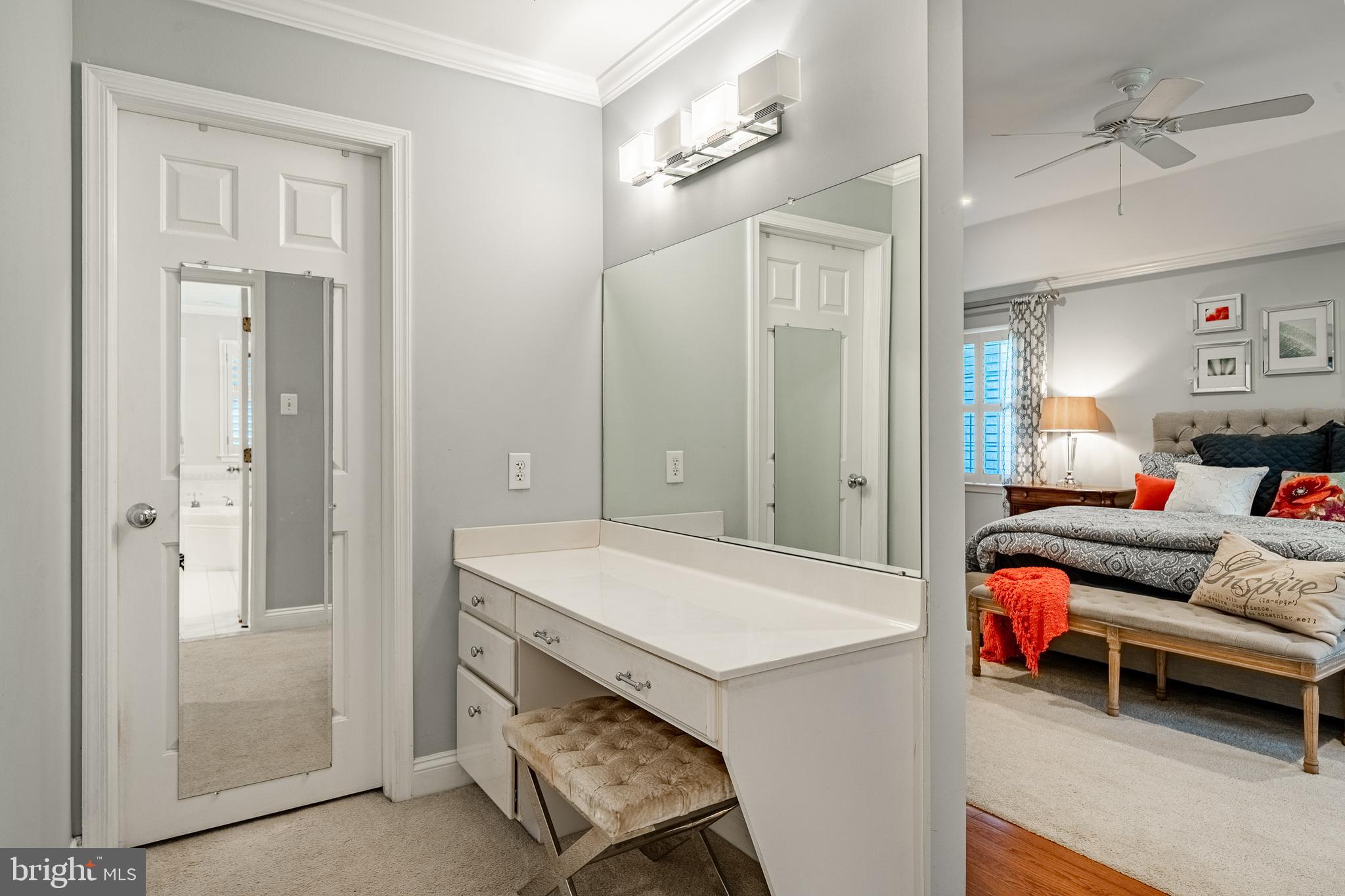 IVYSTONE - Residential