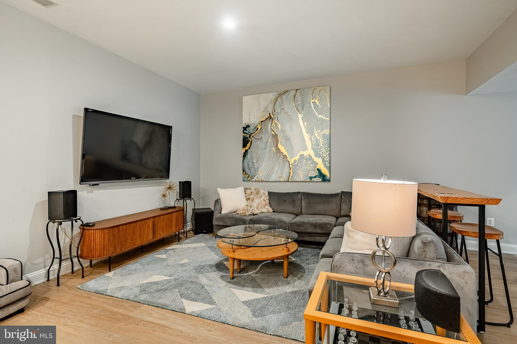 IVYSTONE - Residential