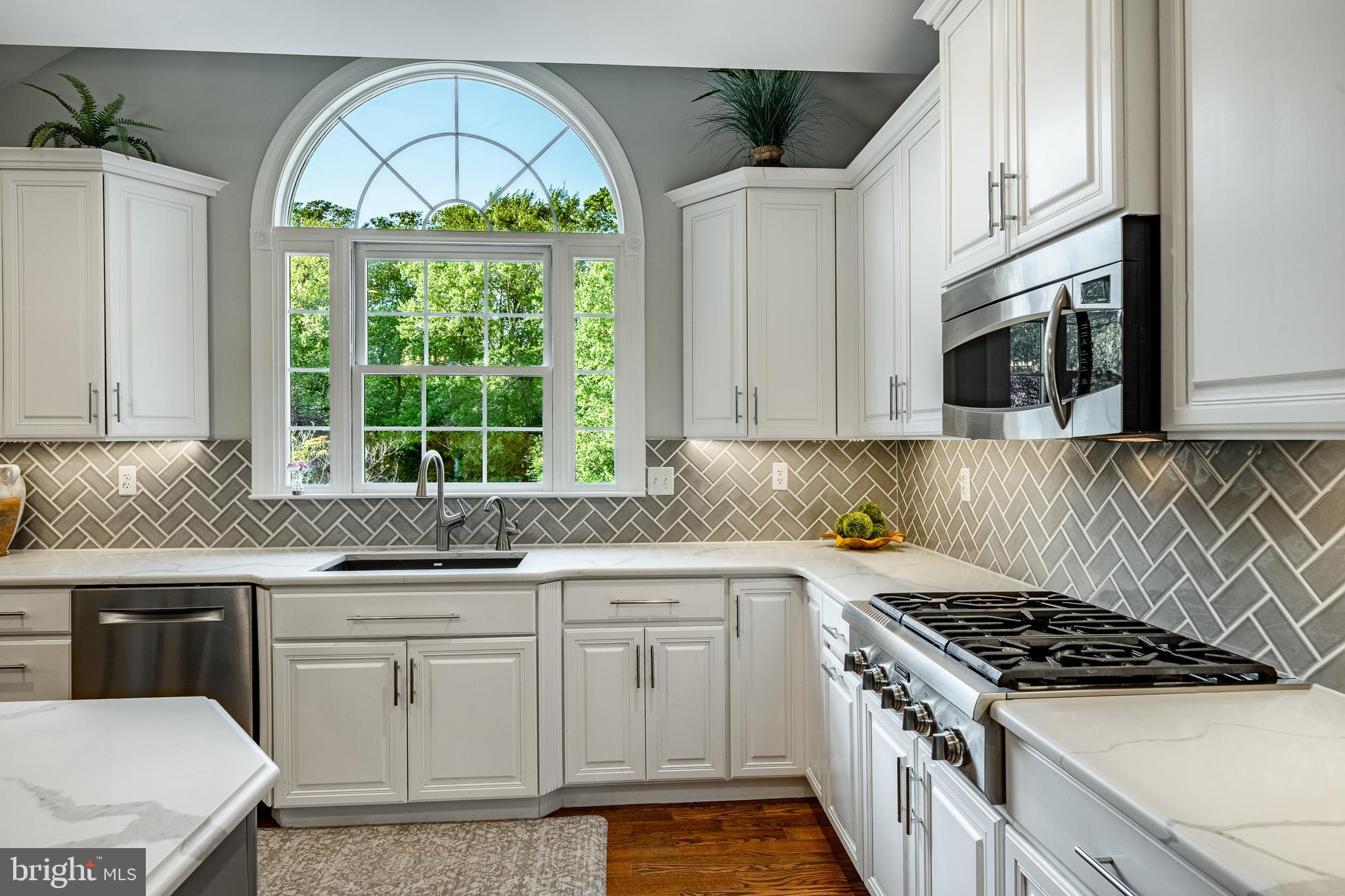 IVYSTONE - Residential