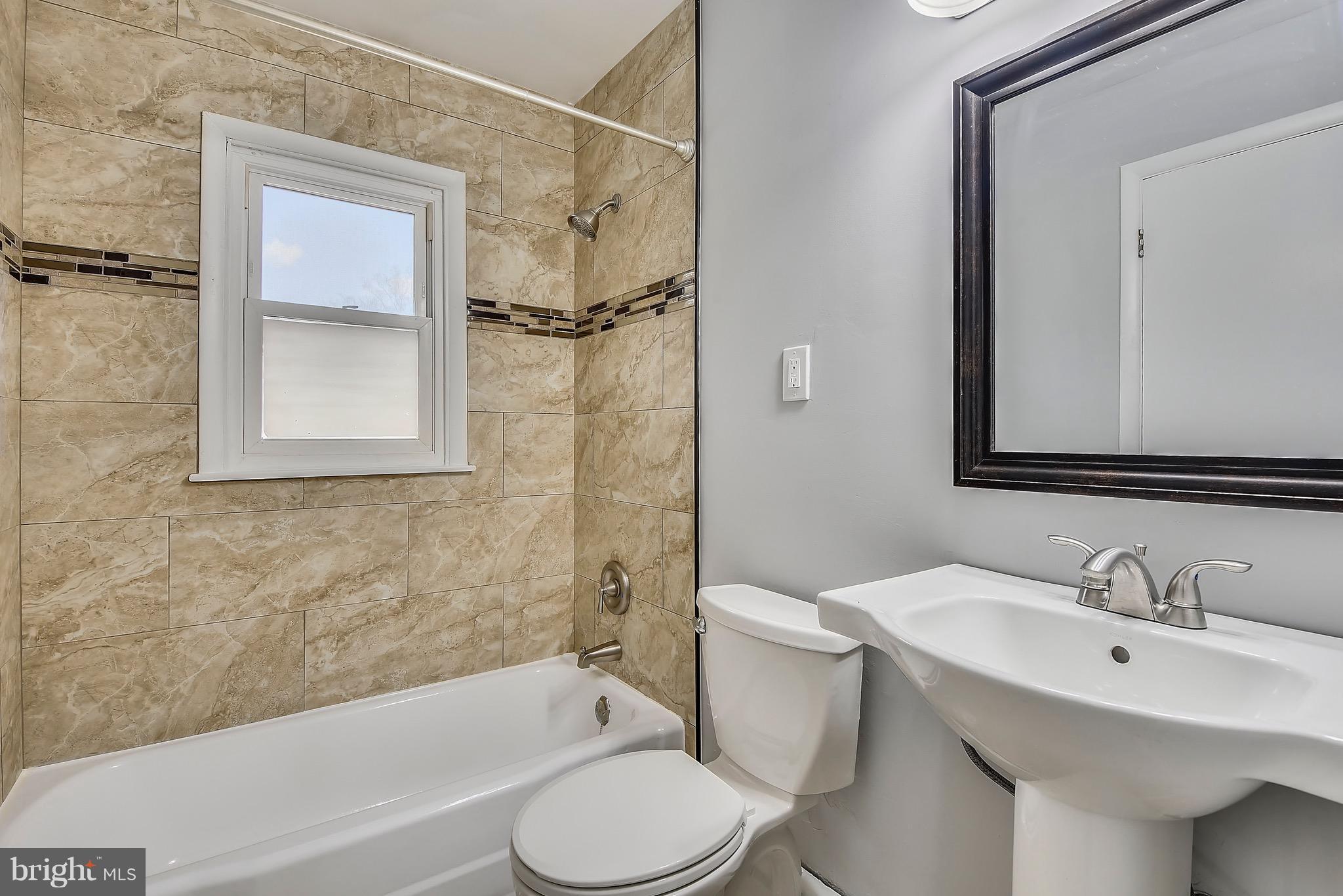 SOUTH RIVER PARK - Residential