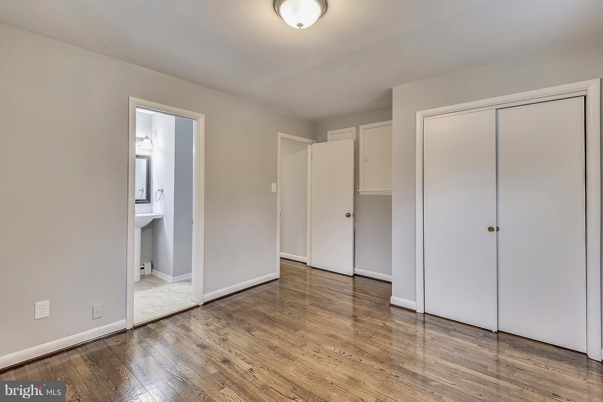 SOUTH RIVER PARK - Residential