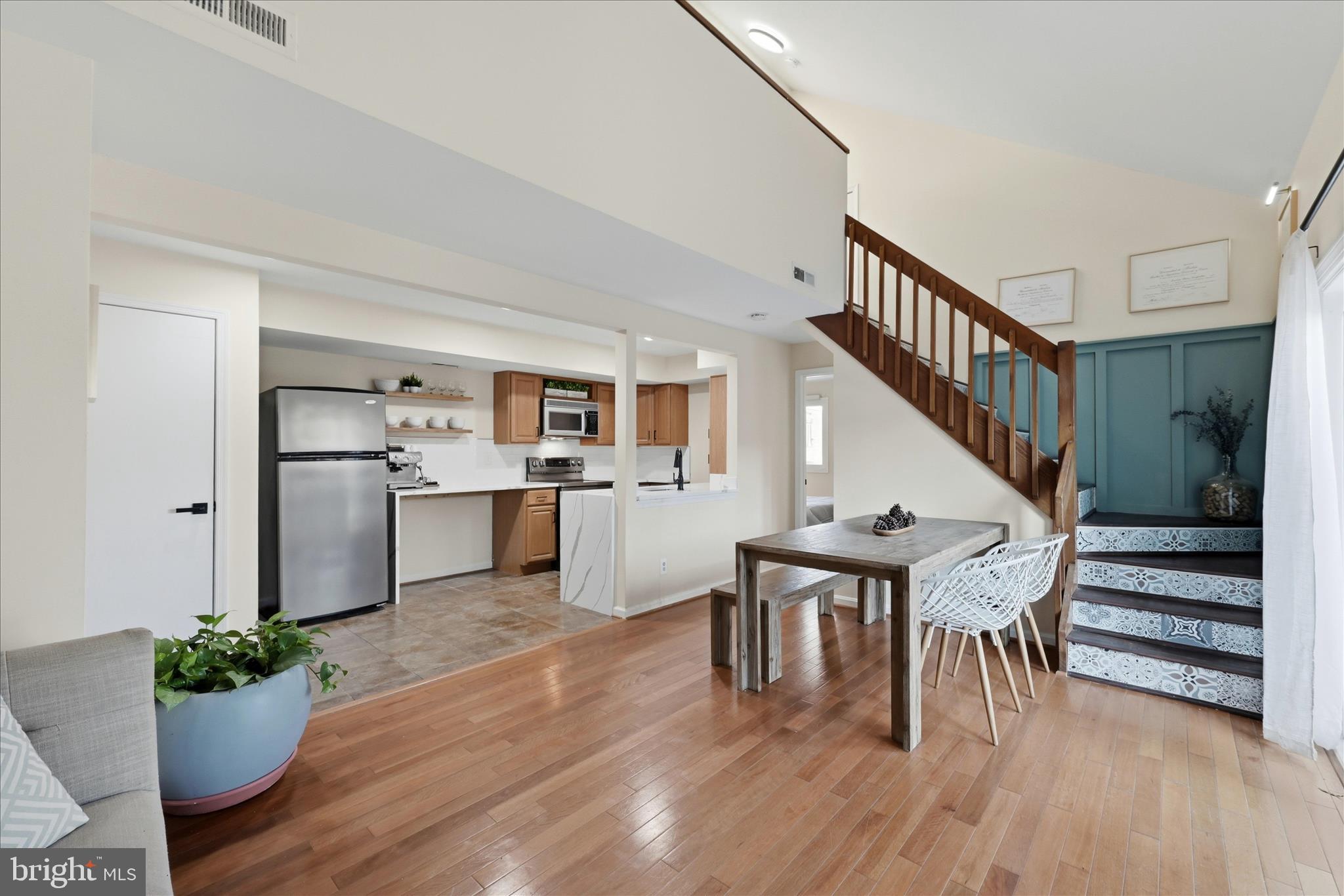 OLDE SALEM VILLAGE - Residential