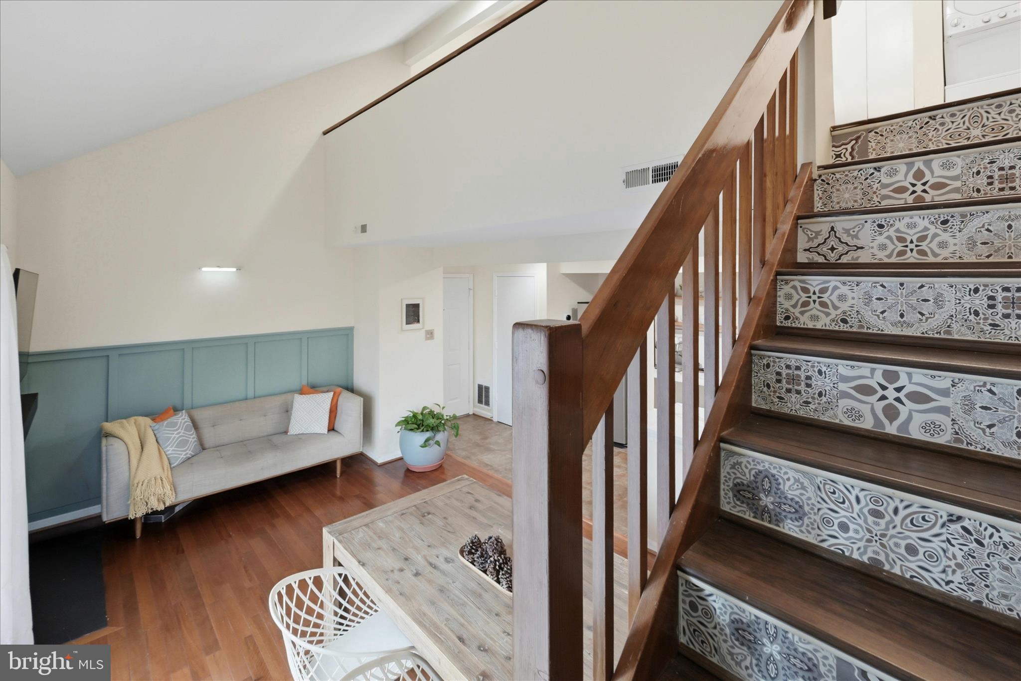 OLDE SALEM VILLAGE - Residential