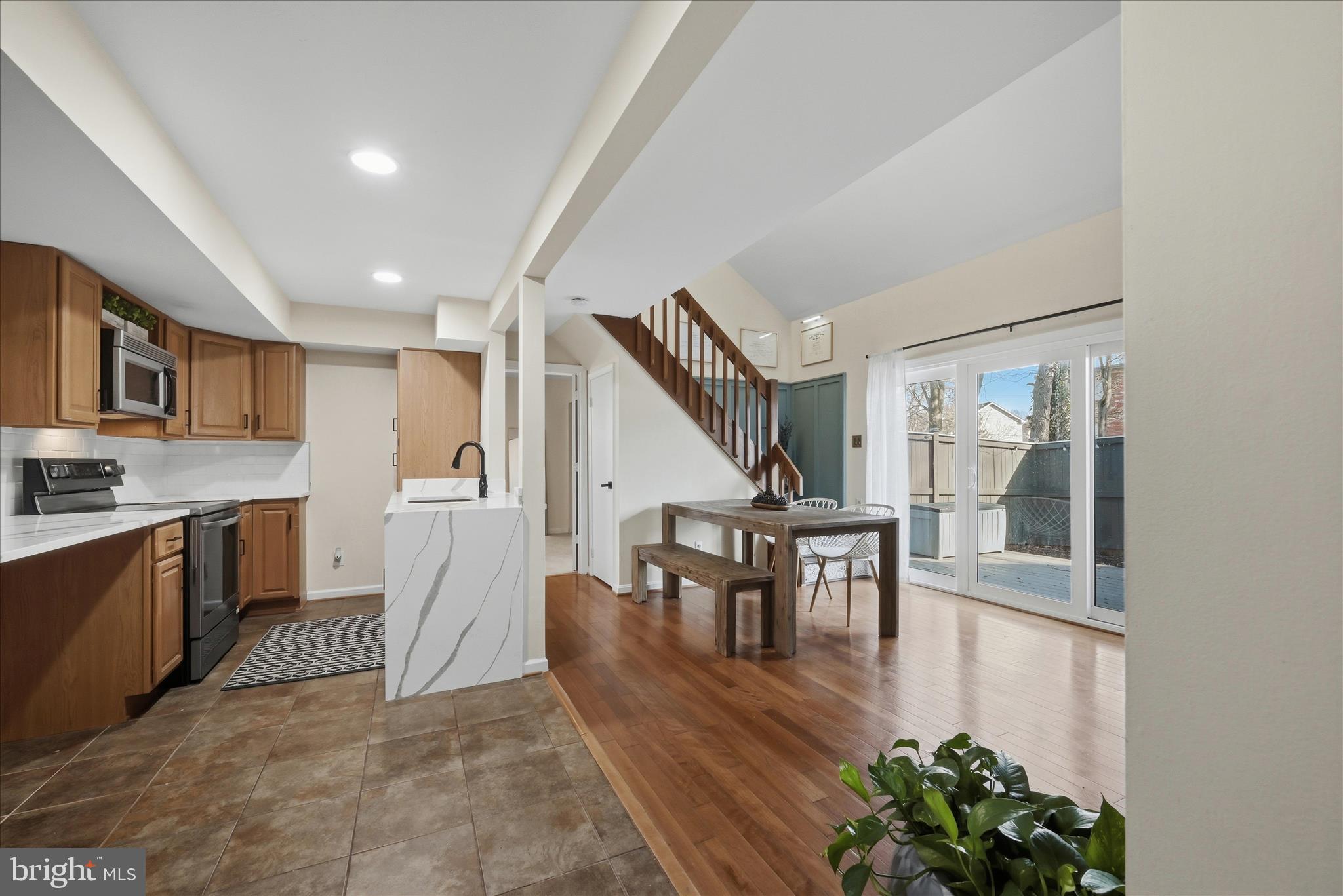 OLDE SALEM VILLAGE - Residential