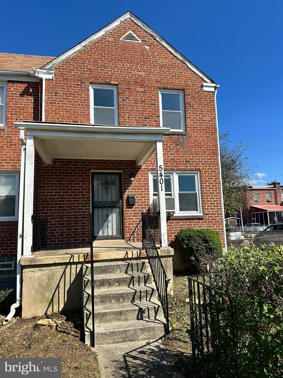 🏡 Welcome to 5401 Price Ave, Baltimore, MD 21215
This charming 3-bedroom, 1.5-bathroom home is a hidden gem with plenty to offer.
✨ Features You’ll Love:
Spacious Living: Three generously sized bedrooms provide ample space for rest and relaxation.
Functional Layout: A full bathroom and convenient half-bath ensure seamless daily routines.
Finished Basement: The perfect versatile space for a home office, media room, or playroom—make it your own!
Bright Living Areas: The open living room and dining area are ideal for entertaining or unwinding.
Outdoor Oasis: Enjoy a private backyard, perfect for summer barbecues, gardening, or simply relaxing.
🚗 Prime Location: Located near schools, parks, shopping, and public transportation, this home offers the convenience you’ve been looking for in Baltimore!
Don’t wait—schedule your showing today and seize the opportunity to call this beautiful house your home.
