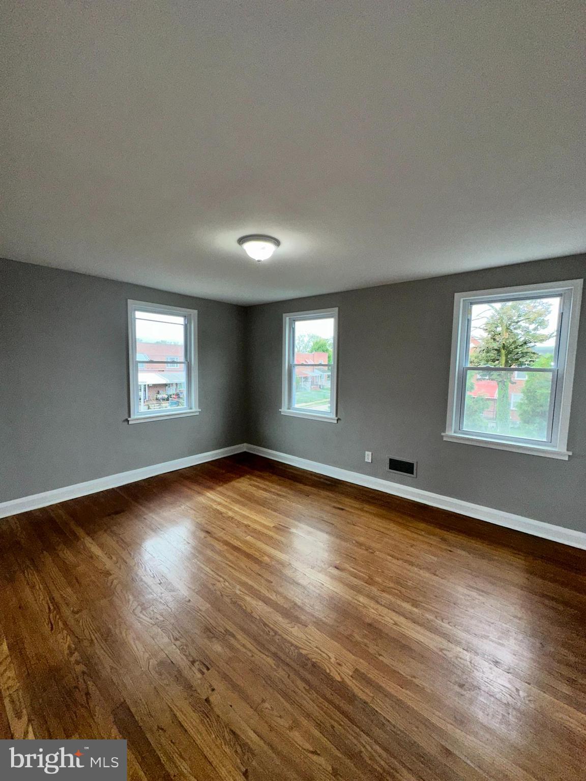 ARLINGTON - Residential Lease
