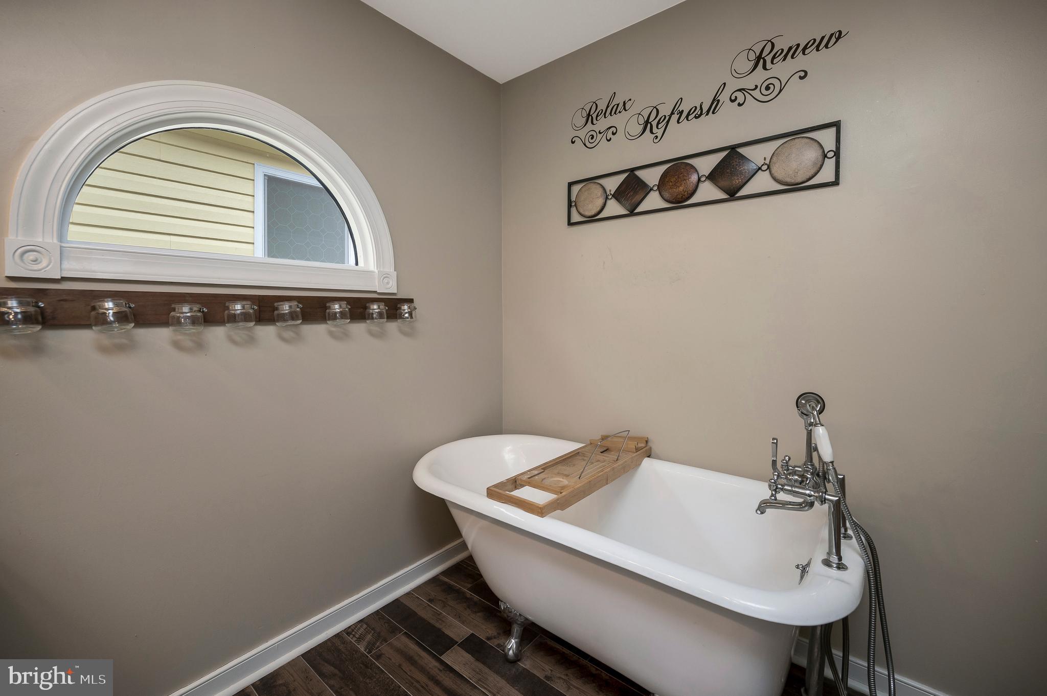 THE QUARTERS - Residential