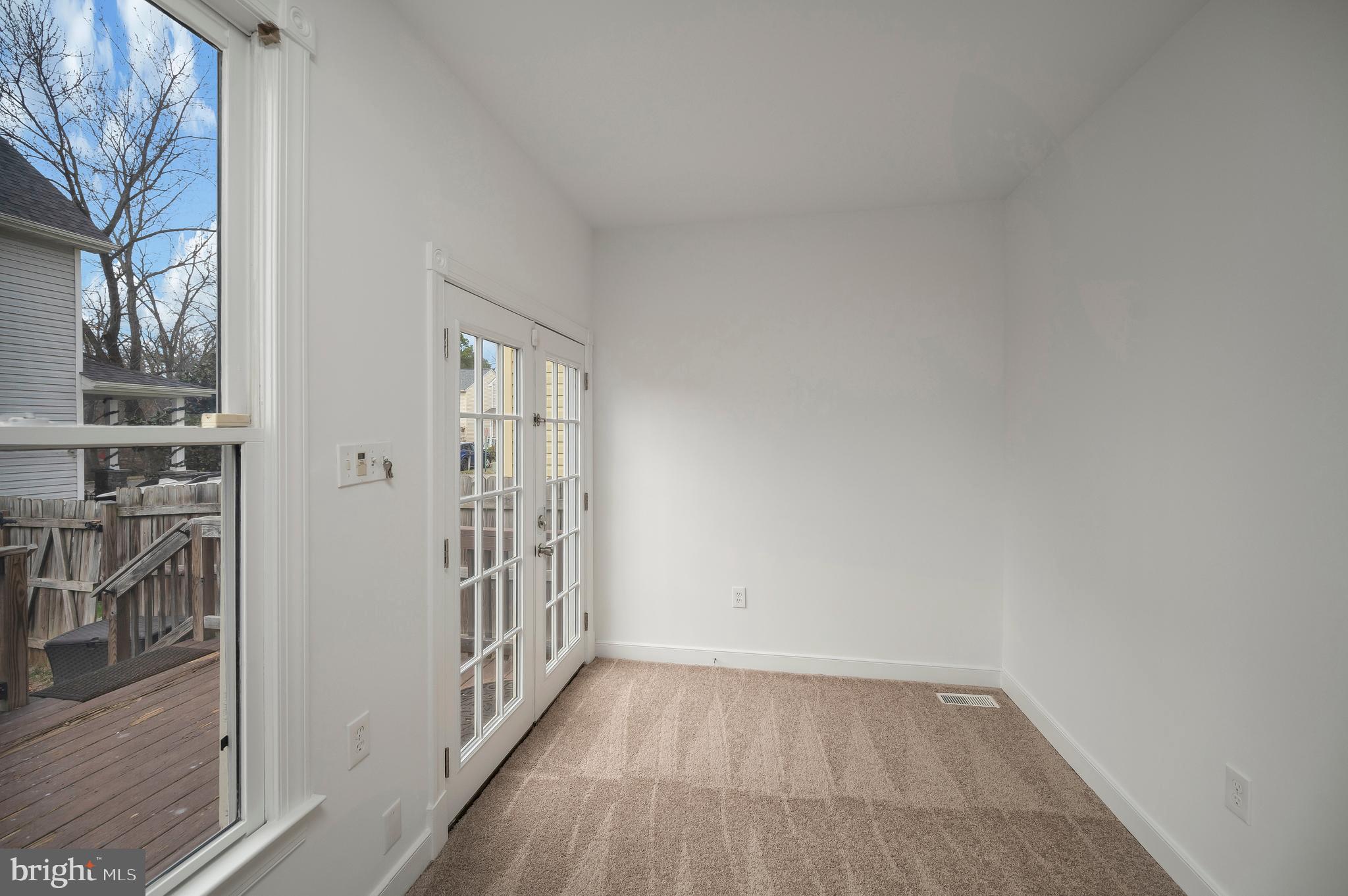 THE QUARTERS - Residential