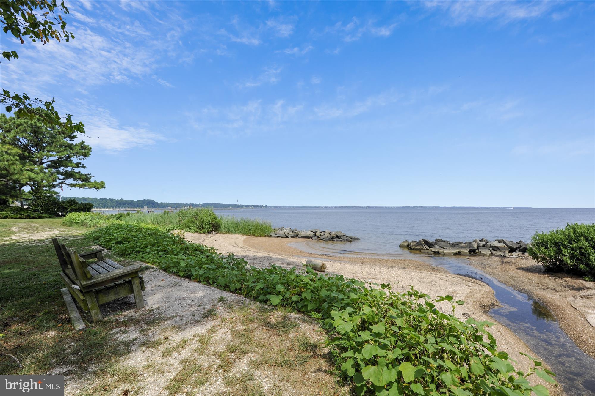 HOLLAND POINT - Residential