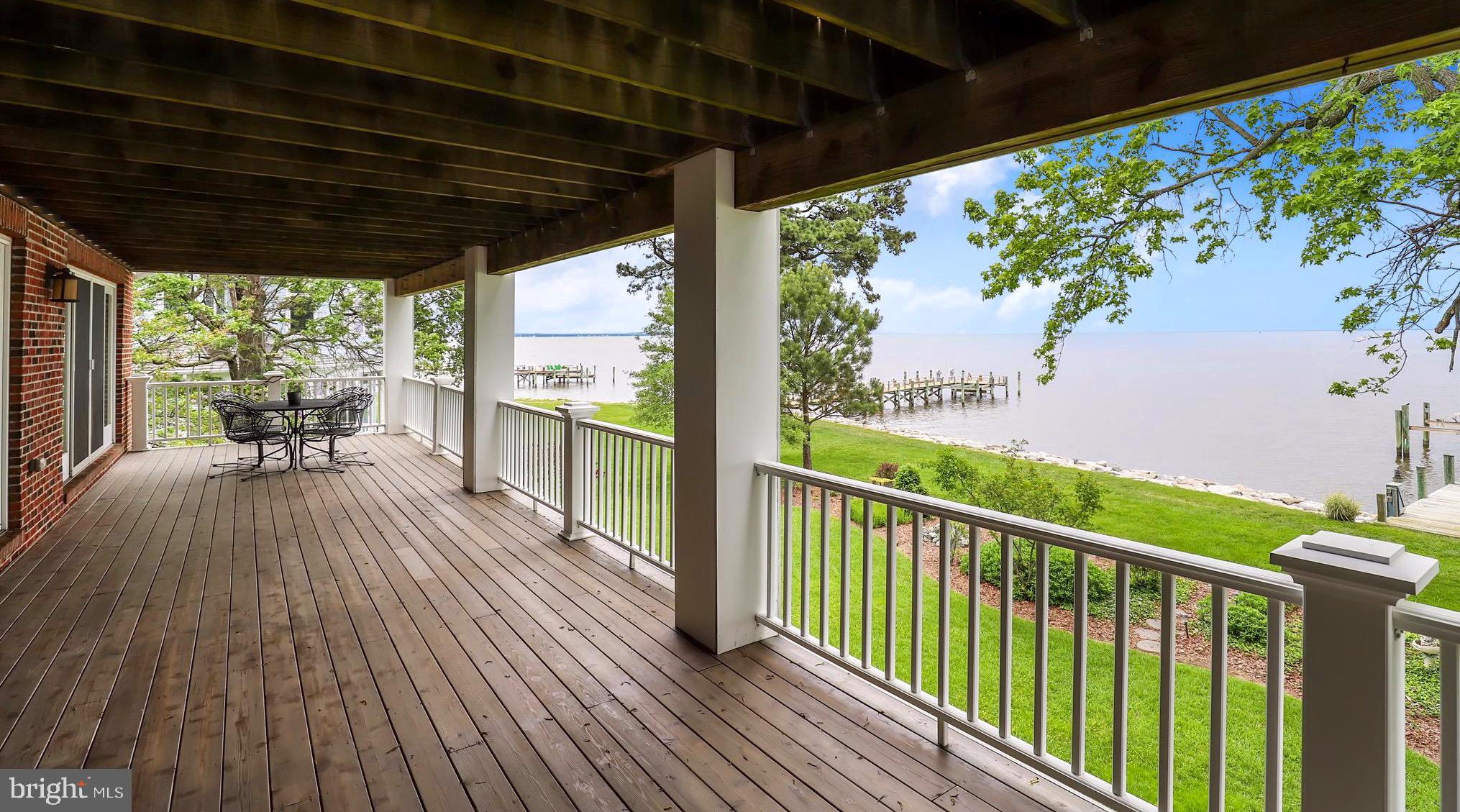 HOLLAND POINT - Residential