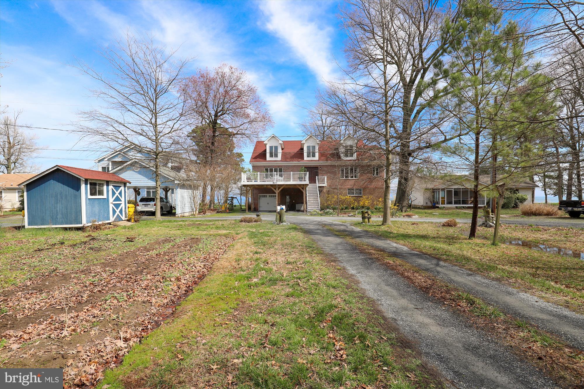 HOLLAND POINT - Residential