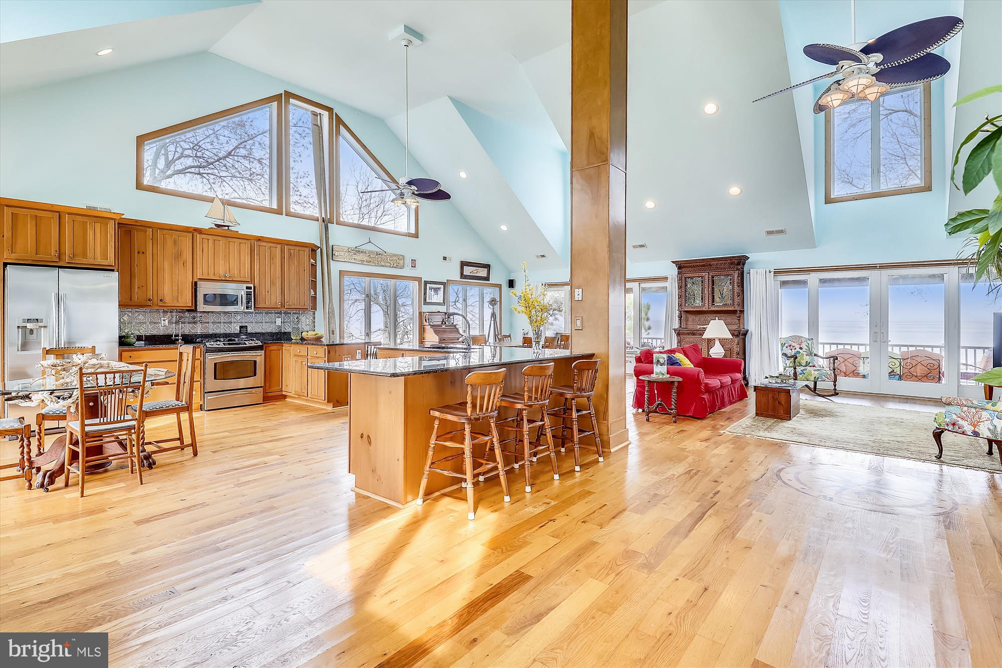 HOLLAND POINT - Residential