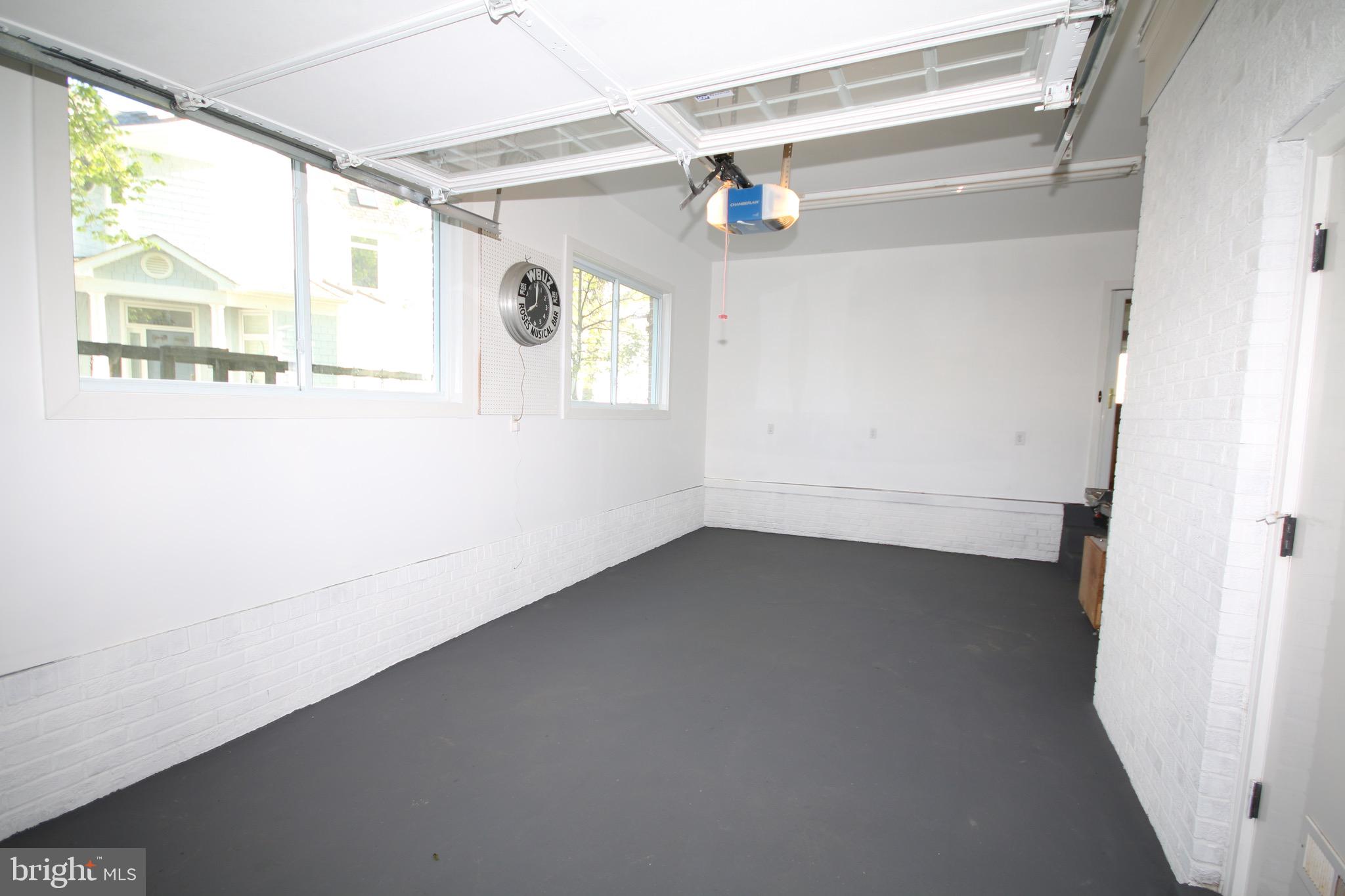 HOLLAND POINT - Residential