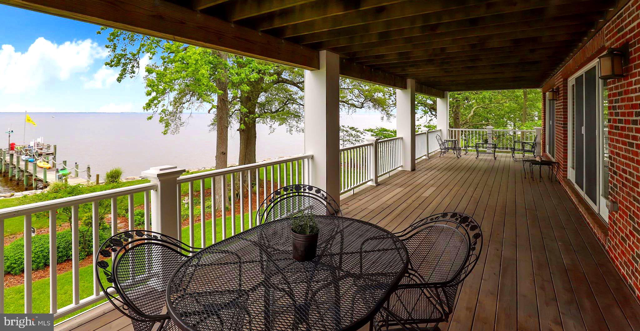 HOLLAND POINT - Residential