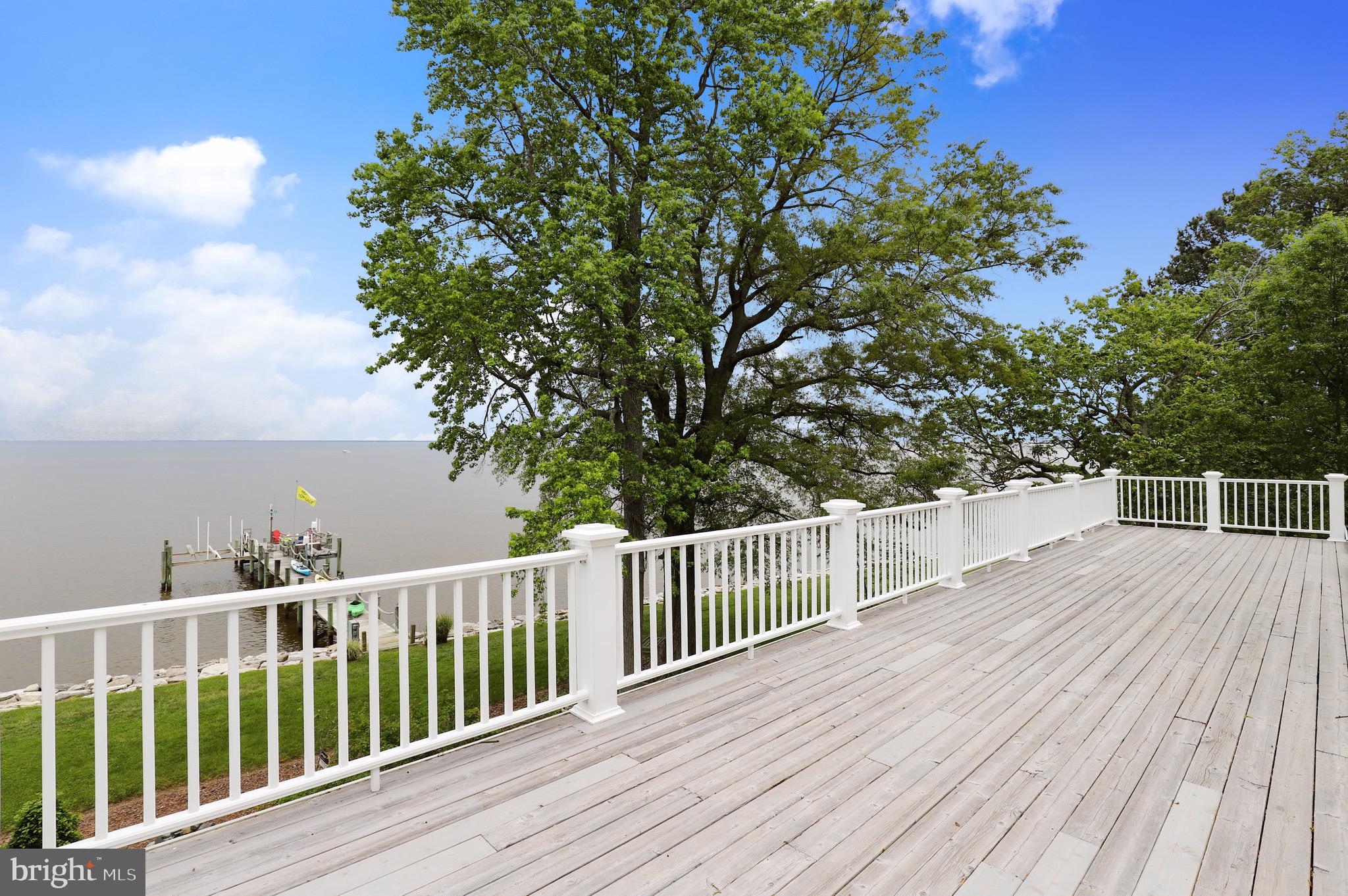 HOLLAND POINT - Residential