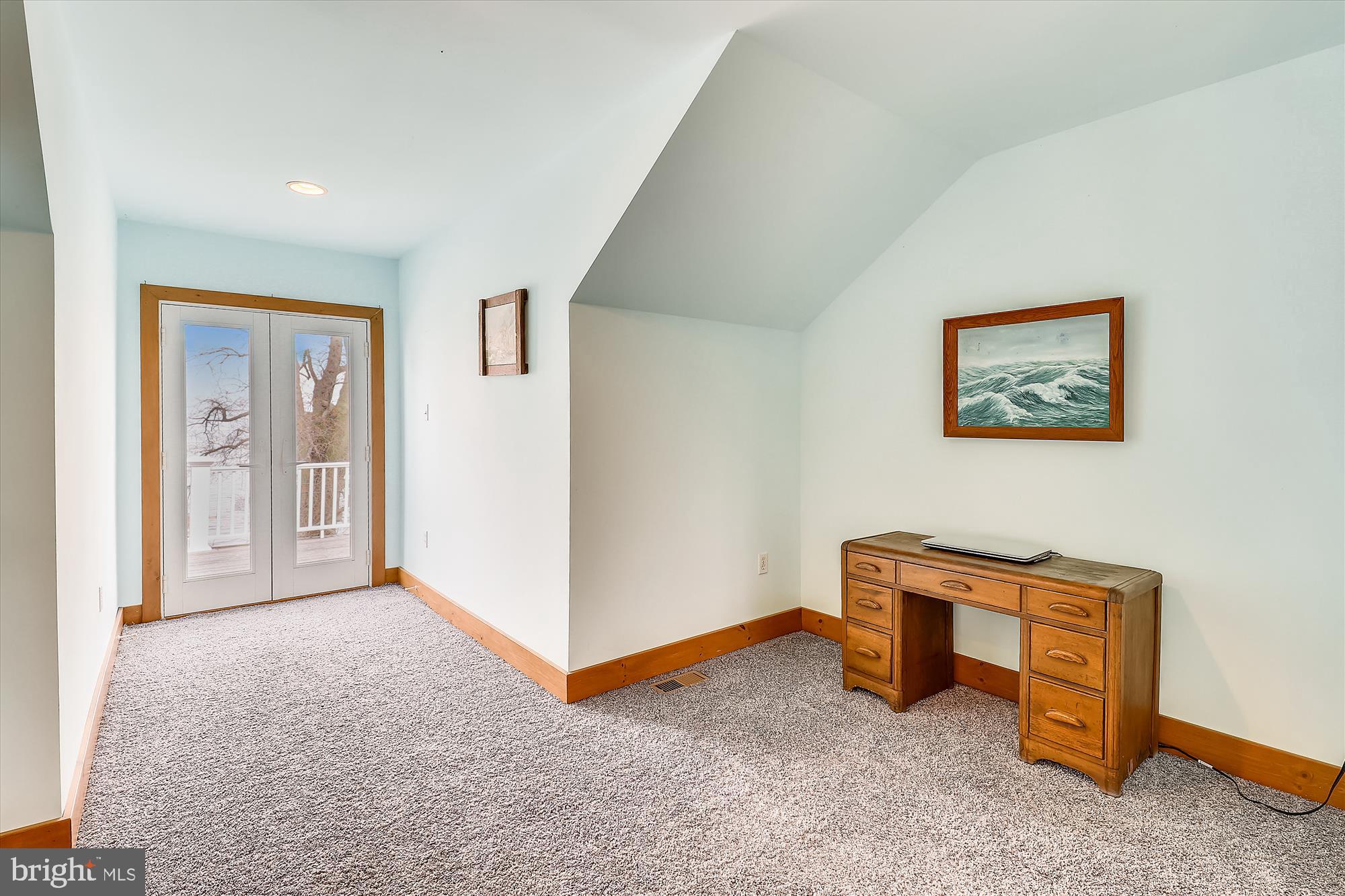 HOLLAND POINT - Residential