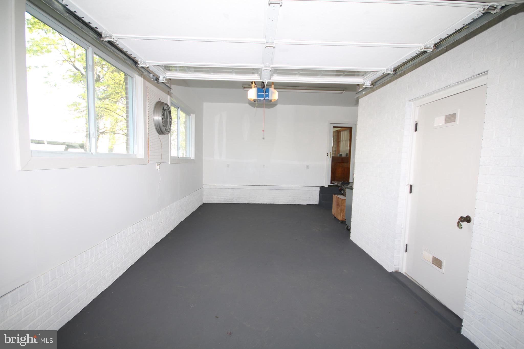 HOLLAND POINT - Residential